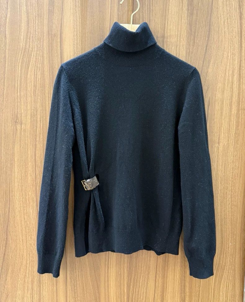 Louis Vuitton Louis Vuitton Classic presbyopic button turtleneck cashmer Size US S / EU 44-46 / 1 - 1 Thumbnail