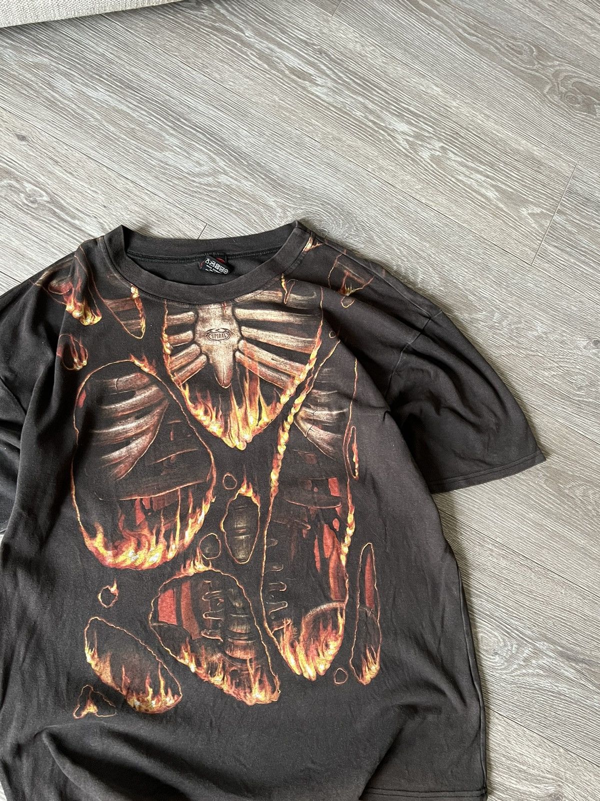 Vintage Vintage 💥 Spiral Avant Garde Tee Size US XXL / EU 58 / 5 - 6 Thumbnail