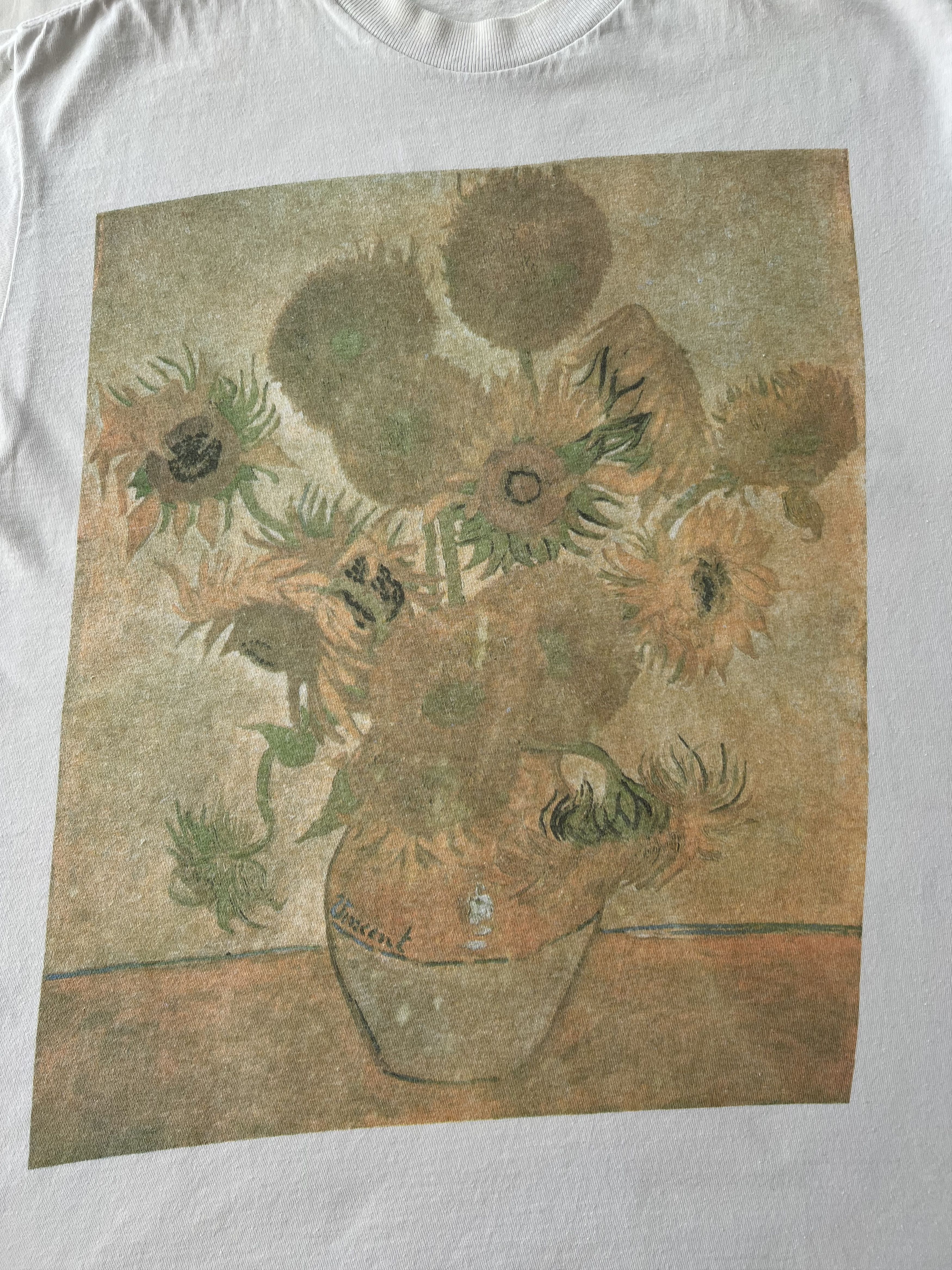 Arts & Science Vintage 90s Vincent van Gogh Sunflowers 1888 White T-shirt Size US L / EU 52-54 / 3 - 4 Thumbnail