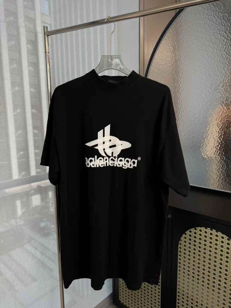 Balenciaga Balenciaga Black Phantom Overlap Short Sleeve Size US M / EU 48-50 / 2 - 1 Thumbnail