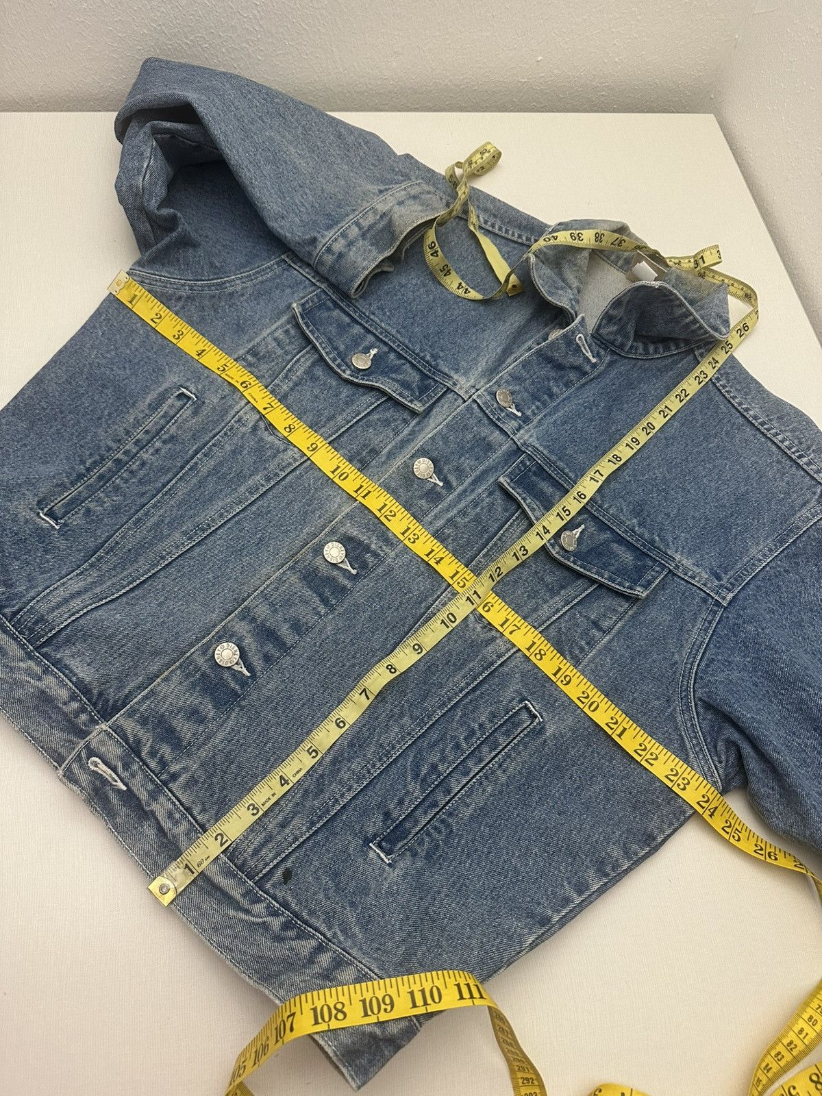 Disney Vtg 90s The Disney Winnie the Pooh & Friends Denim Jacket L Size US L / EU 52-54 / 3 - 11 Thumbnail