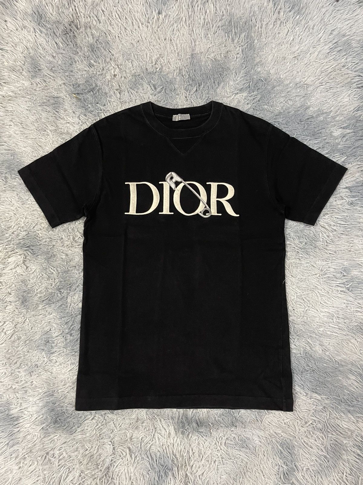 Dior Dior X Judy Blame Safety Pin Shirt Size US S / EU 44-46 / 1 - 1 Thumbnail