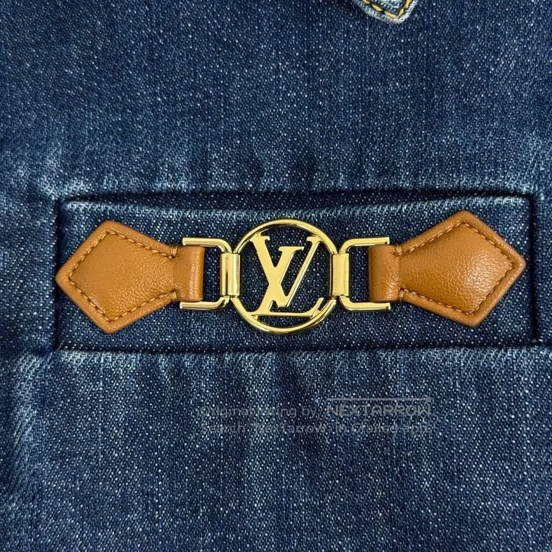 Louis Vuitton Louis Vuitton Washed blue metallic logo denim jacket Size M / US 6-8 / IT 42-44 - 8 Thumbnail