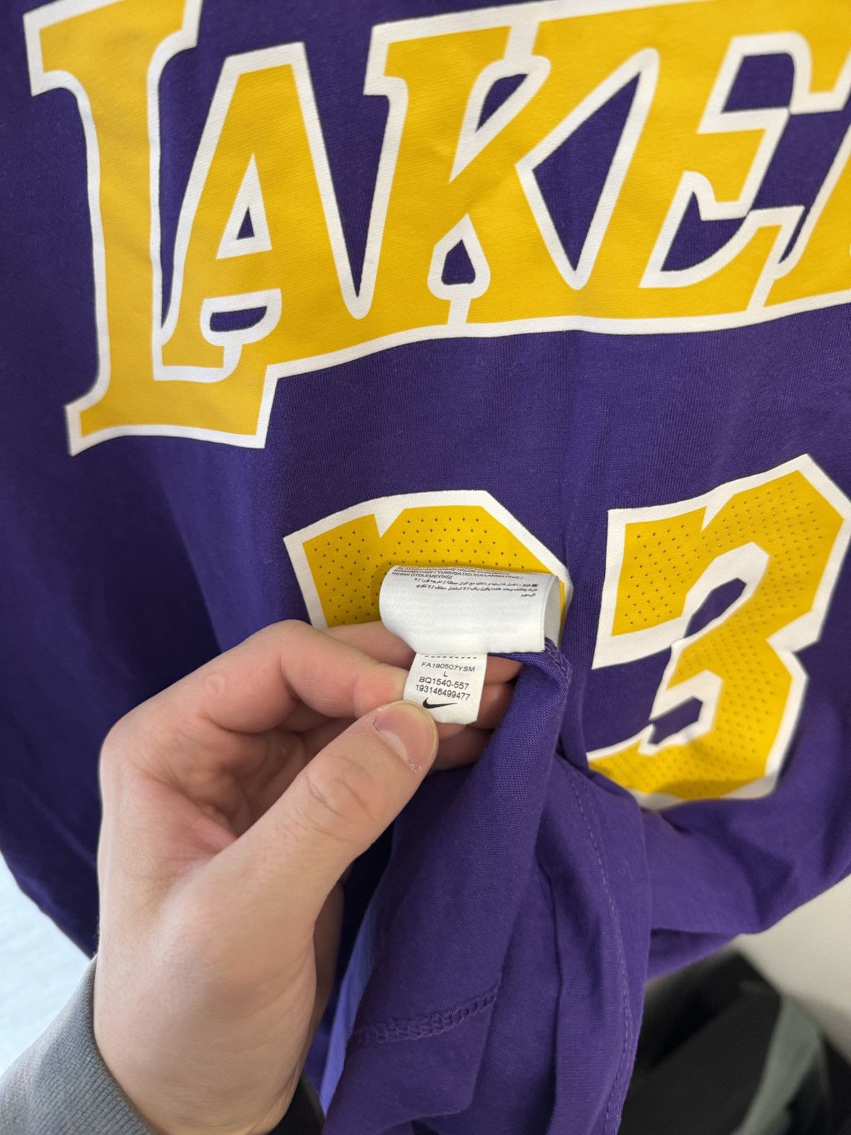 Nike Nike James 23 Lakers Tee Size US L / EU 52-54 / 3 - 8 Thumbnail