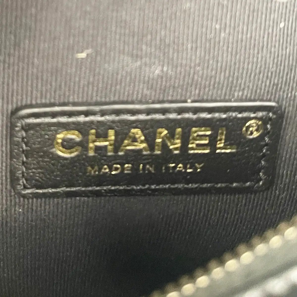 Chanel os11x0126 Size: OS / Shiny Crumpled Small Camera Case Black Size ONE SIZE - 9 Thumbnail