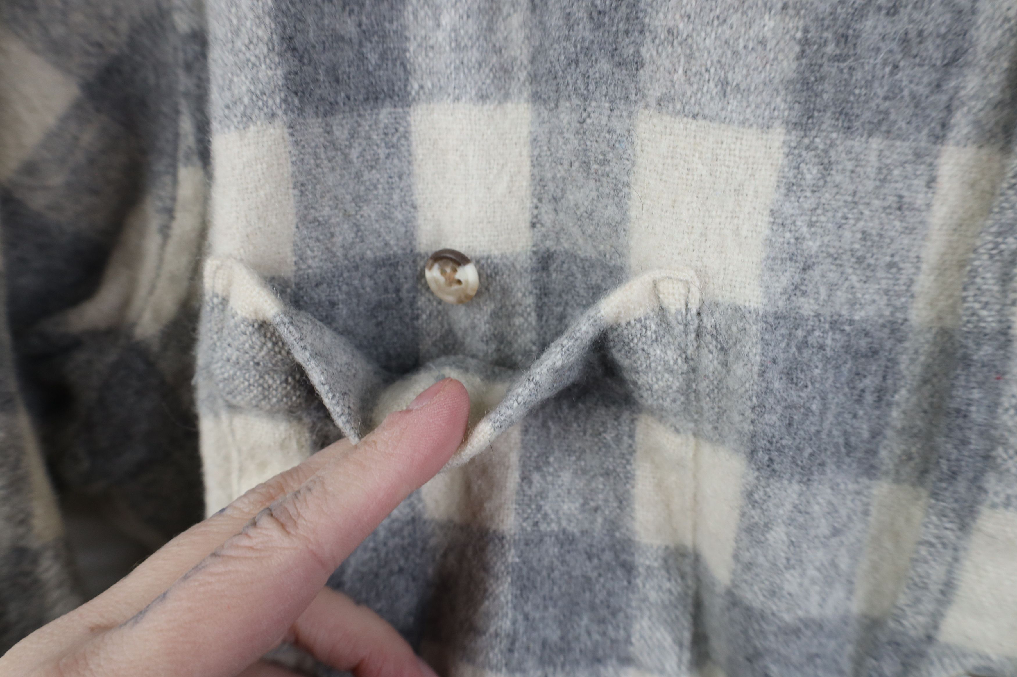 Vintage Vintage 70s Streetwear Double Pocket Button Shirt Plaid Size US S / EU 44-46 / 1 - 6 Thumbnail