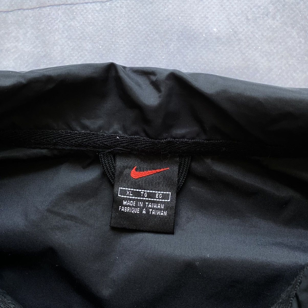 Nike × Vintage CRAZY 90s Vintage NIKE track jacket top Zip bomber Y2K Size US XL / EU 56 / 4 - 5 Thumbnail