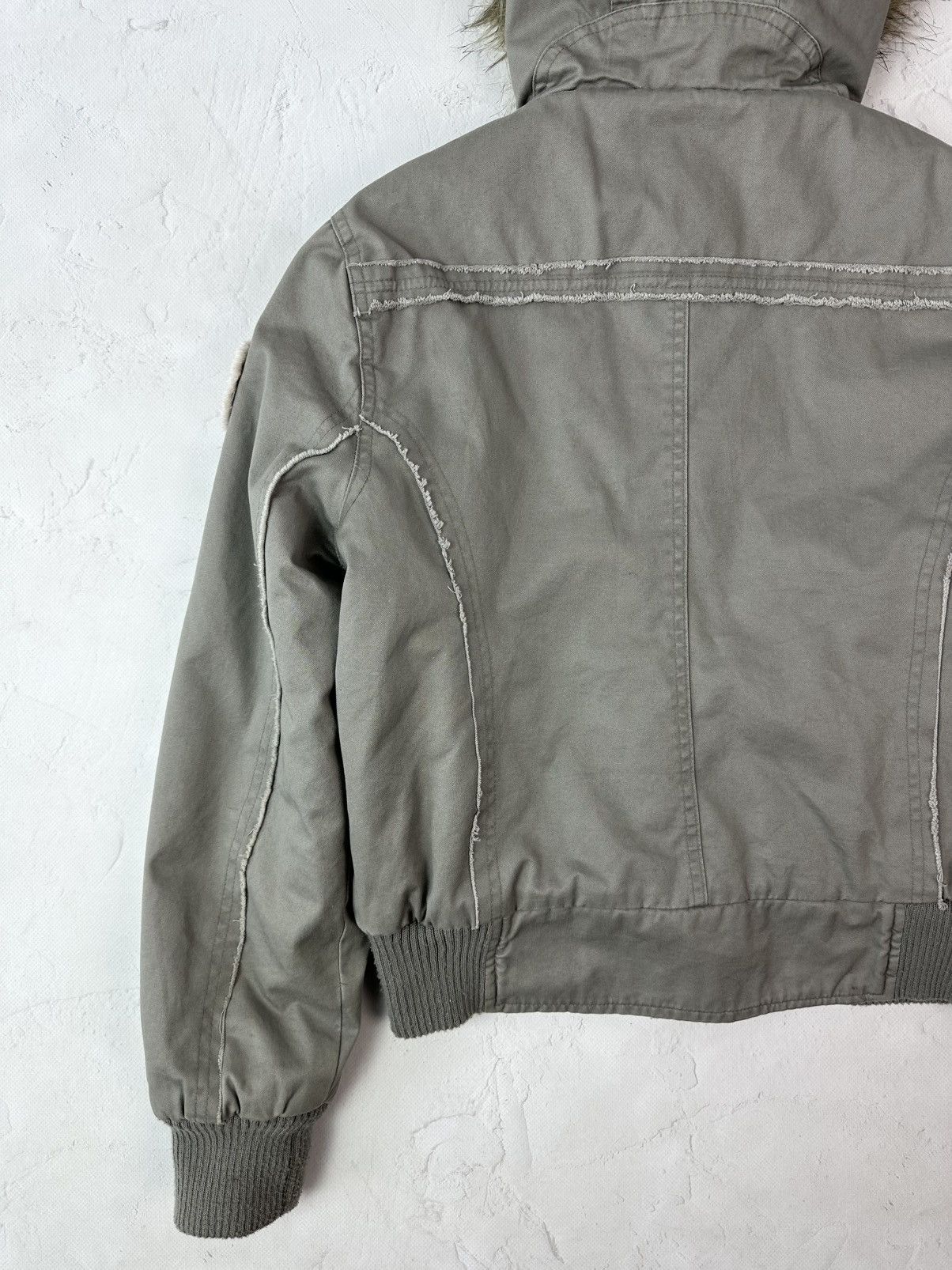 Vintage Vintage Grey Distressed Buttons Faux Fur Hooded Jacket Size M / US 6-8 / IT 42-44 - 10 Thumbnail