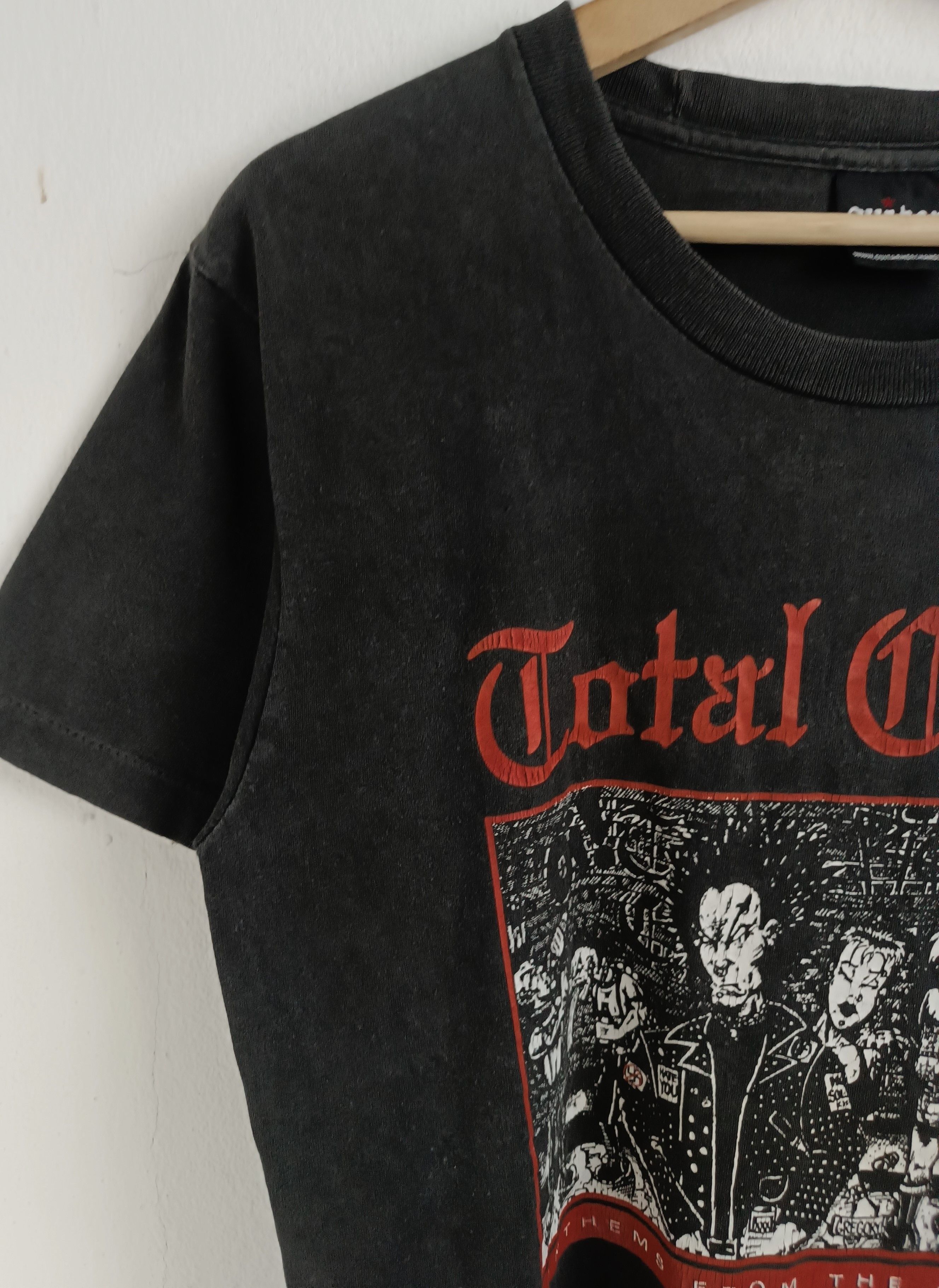 Band Tees THRASHED FADED VINTAGE 90'S TOTAL CHAOS ANTHEM HARDCORE PUNK Size US S / EU 44-46 / 1 - 5 Thumbnail