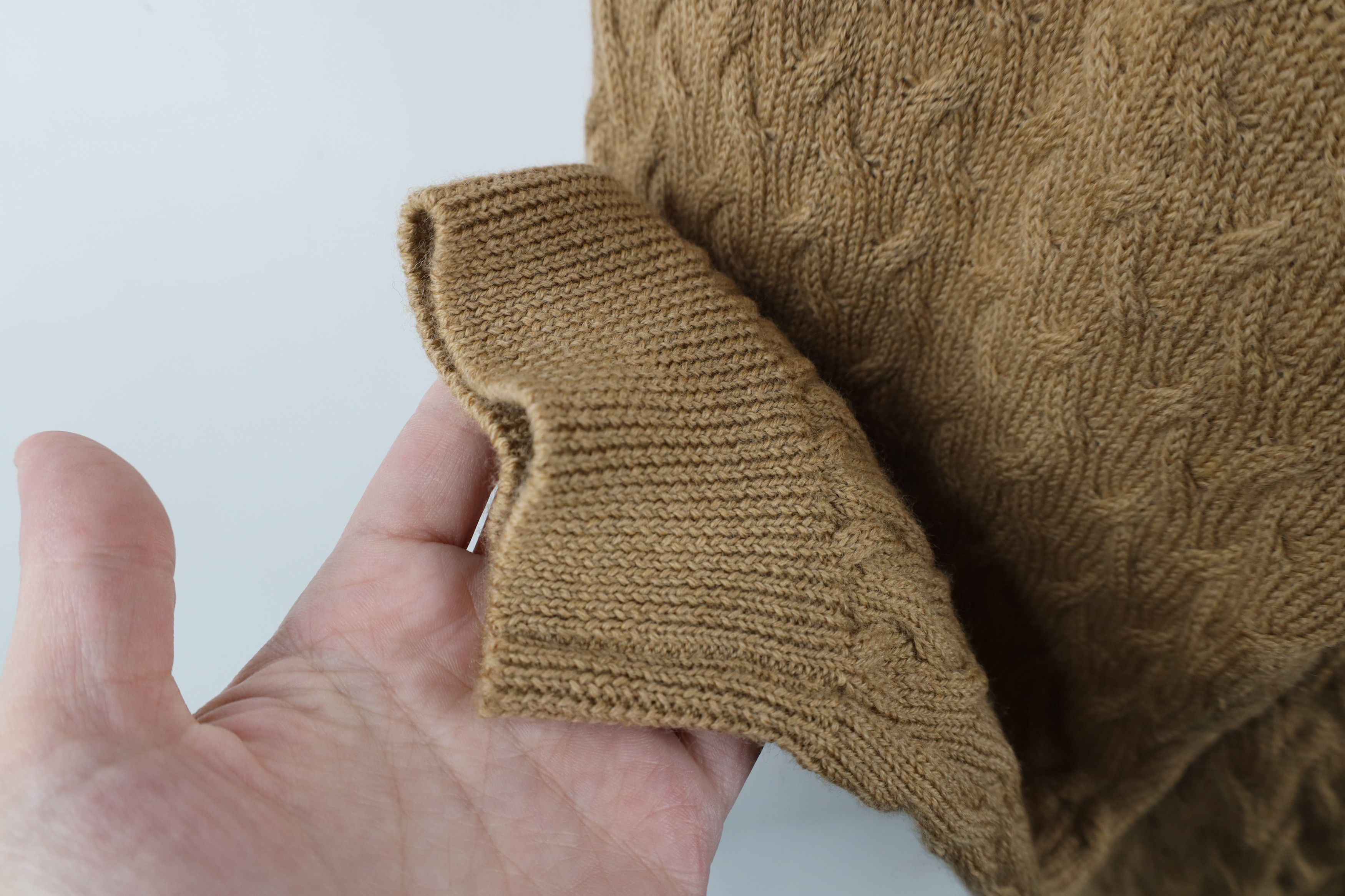 Vintage Vintage 90s Streetwear Weave Wool Knit V-Neck Sweater Size US XL / EU 56 / 4 - 7 Thumbnail