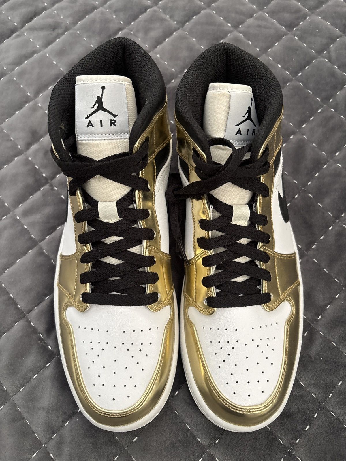 Nike AIR JORDAN 1 MID SE “Metallic Gold” Size US 12 / EU 45 - 3 Thumbnail