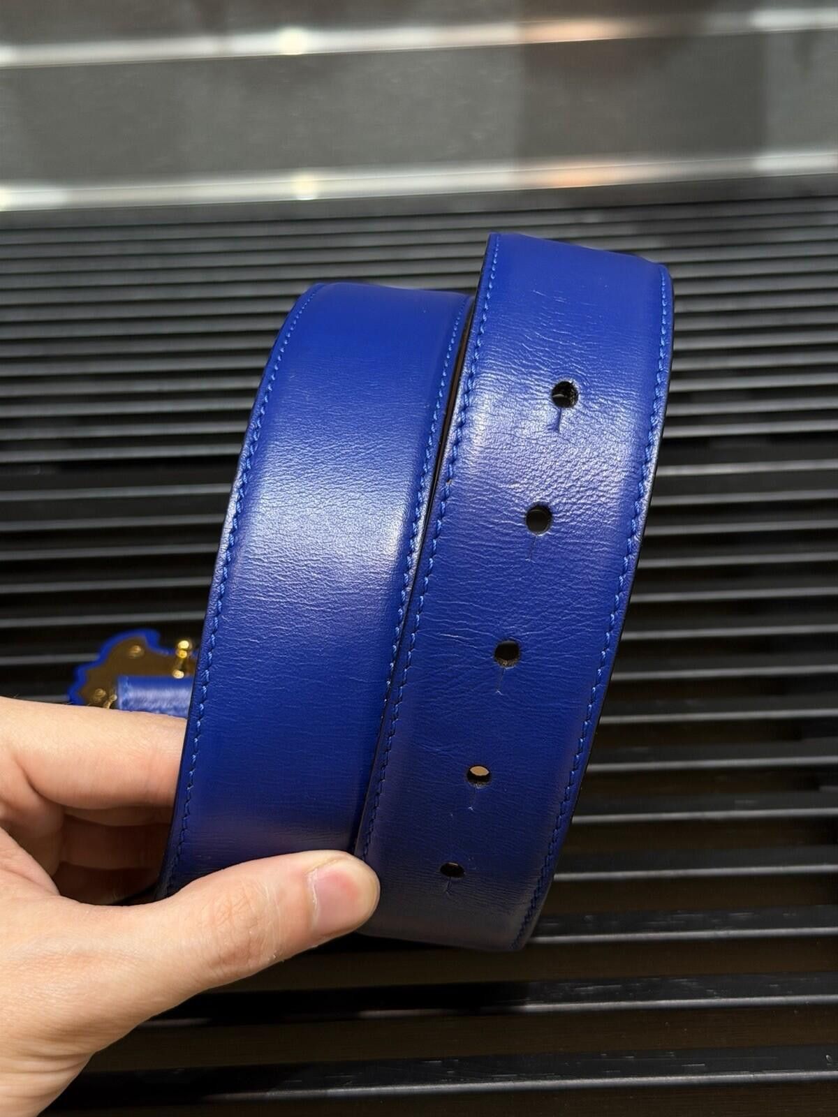 Versace Versace Medusa-Buckle Blue Slim Leather Belt 80 (32) $425 Size ONE SIZE - 8 Thumbnail