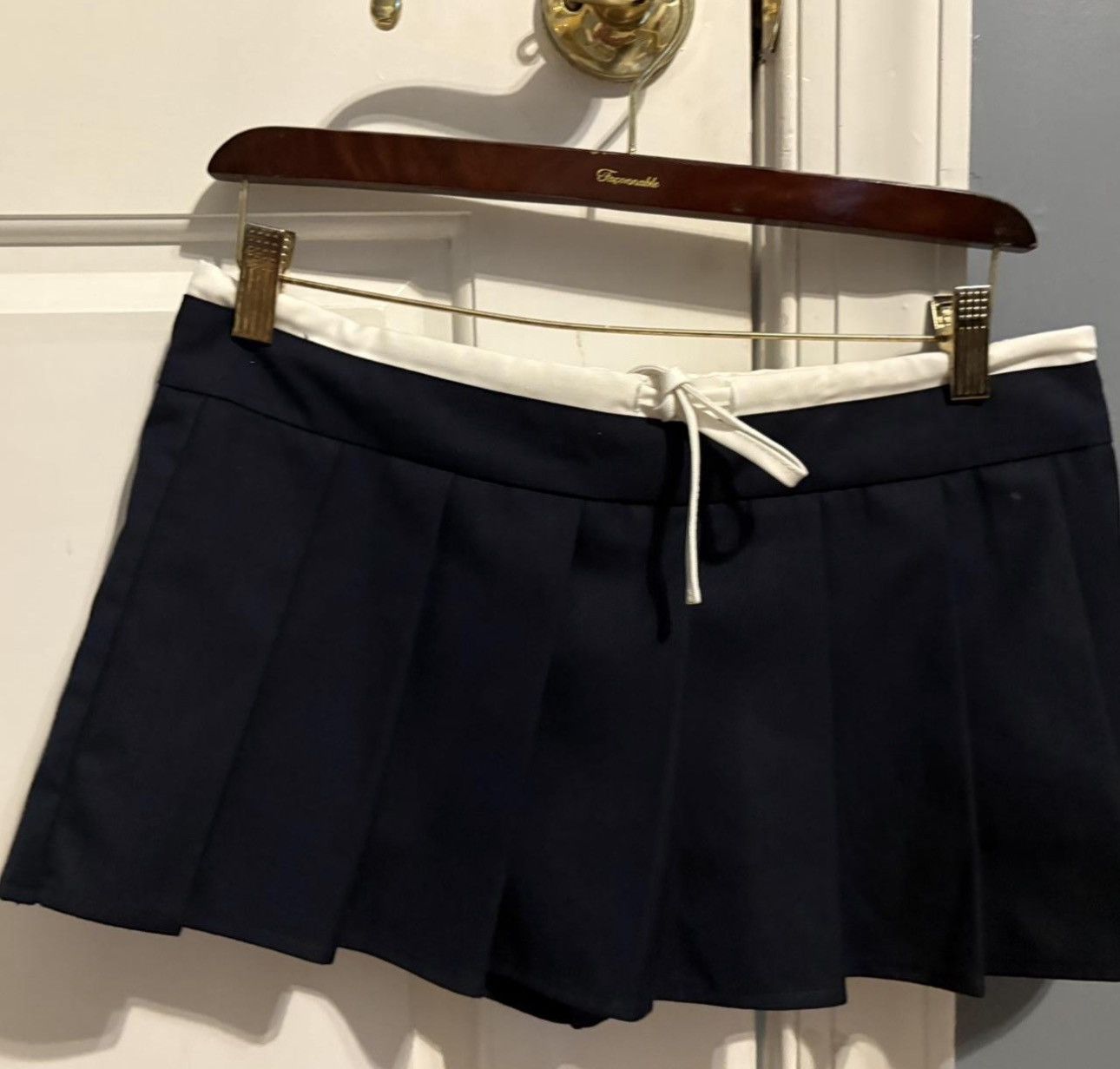 Lioness Lioness Pleated Mini Skirt Size 23" - 1 Thumbnail