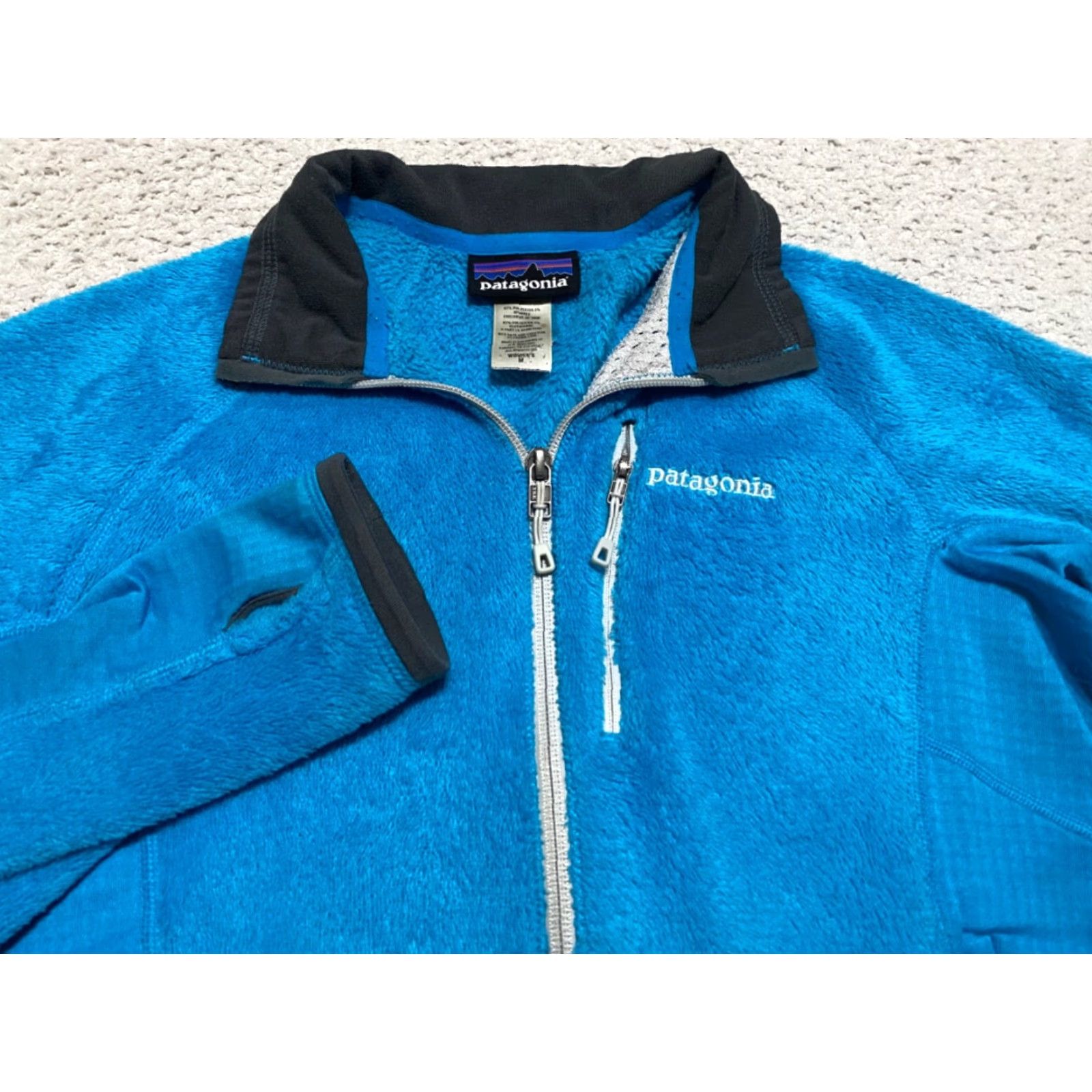 Patagonia Patagonia Womens Jacket Medium Blue Full Zip L/S R2 Polartec Fleece Thermal Size M / US 6-8 / IT 42-44 - 2 Thumbnail