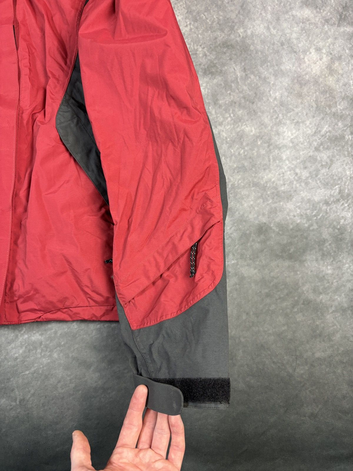 Mountain Hardwear × Vintage Vintage Mountain Hardwear Shell Jacket Nylon Gorpcore Rain Size US M / EU 48-50 / 2 - 12 Thumbnail