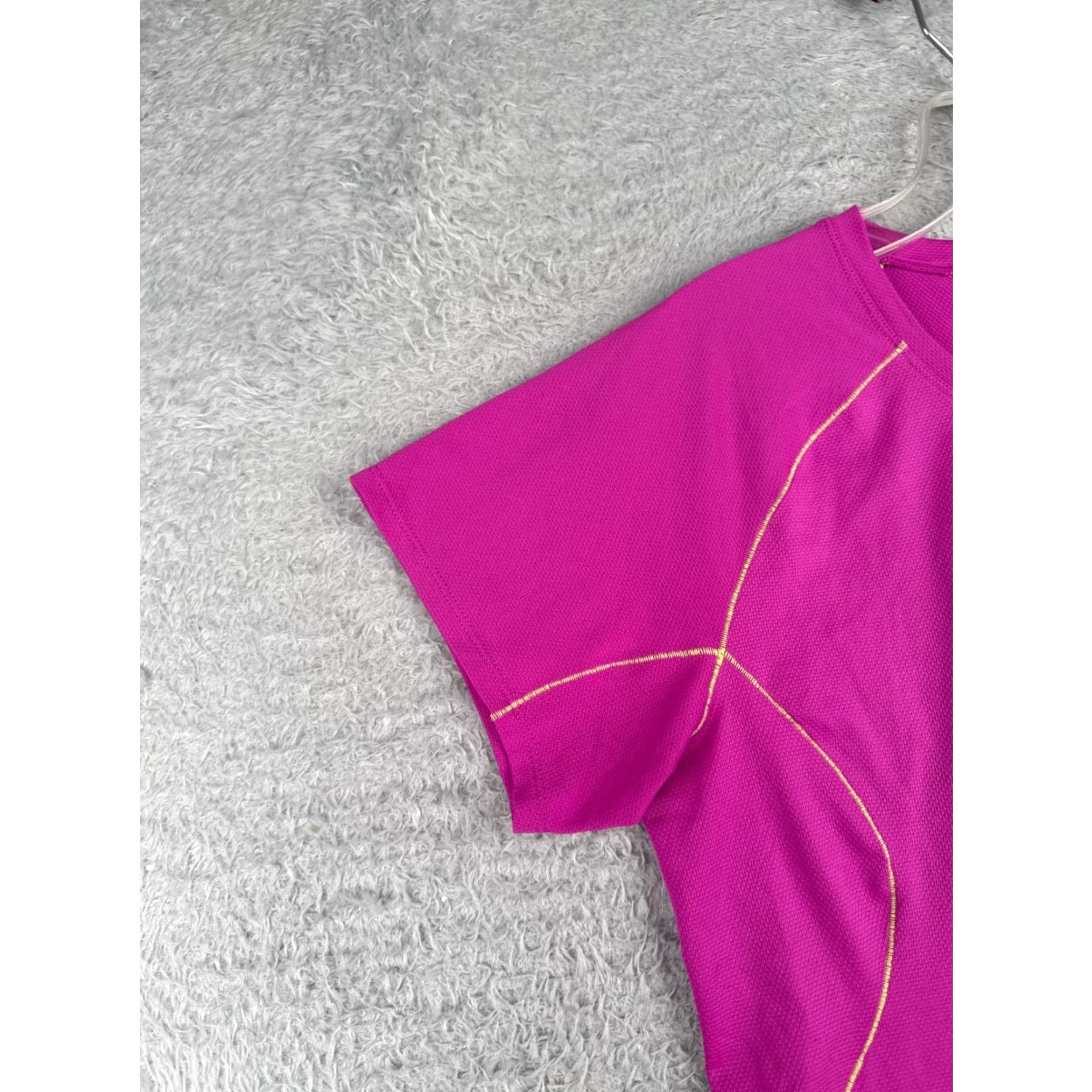 The North Face The North Face Shirt Women Large Pink Flash Dry 100% Polyester Crew Neck Size XS / US 0-2 / IT 36-38 - 3 Thumbnail
