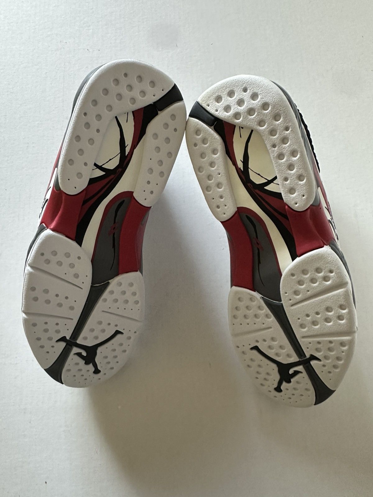 Jordan Brand Jordan 8 Retro Bugs Bunny 2013 Size US 13 / EU 46 - 4 Thumbnail