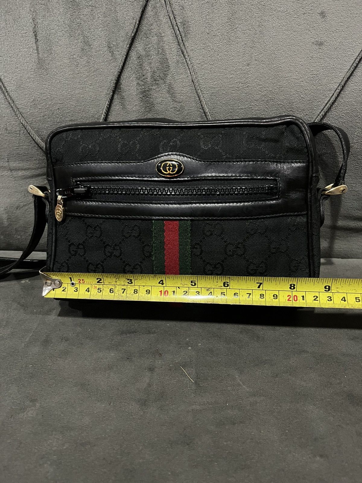 Gucci Authentic GUCCI Vintage Crossbody Bag Size ONE SIZE - 21 Thumbnail