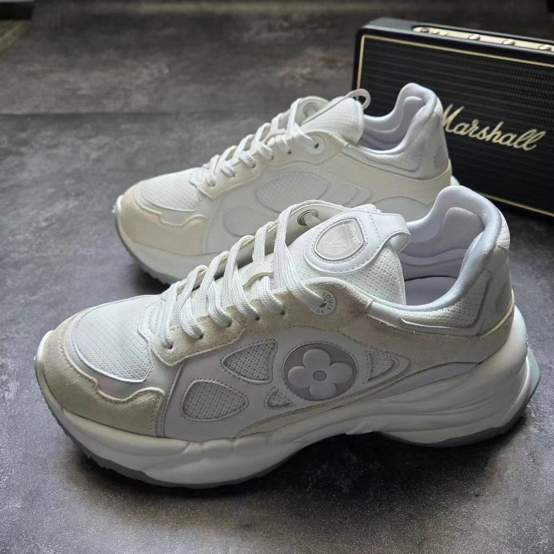 Louis Vuitton LV RUN55 white running shoe 38 Size US 7 / IT 37 - 1 Thumbnail