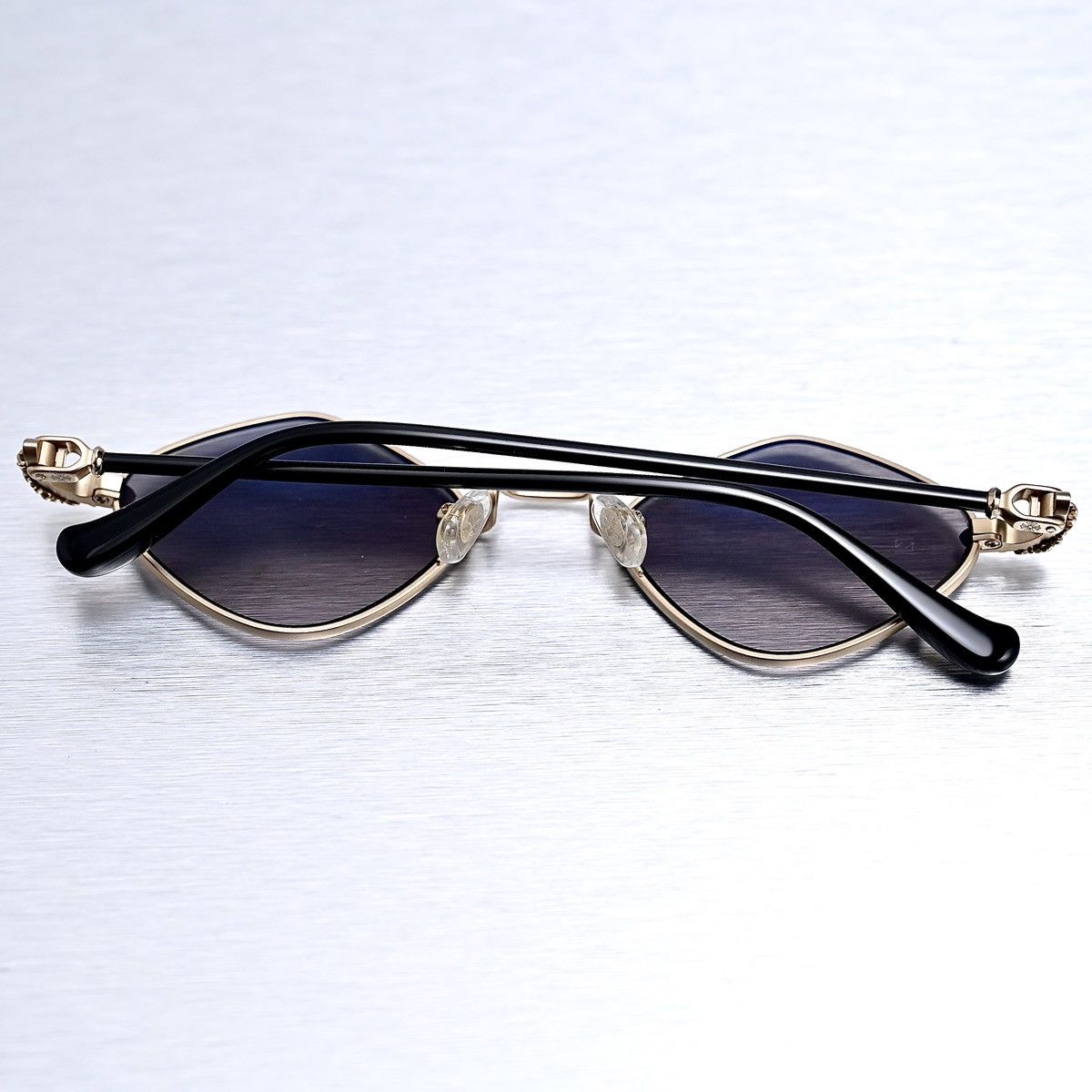 Chrome Hearts CHROME HEARTS DIAMOND DOG SUNGLASSES Size ONE SIZE - 9 Thumbnail