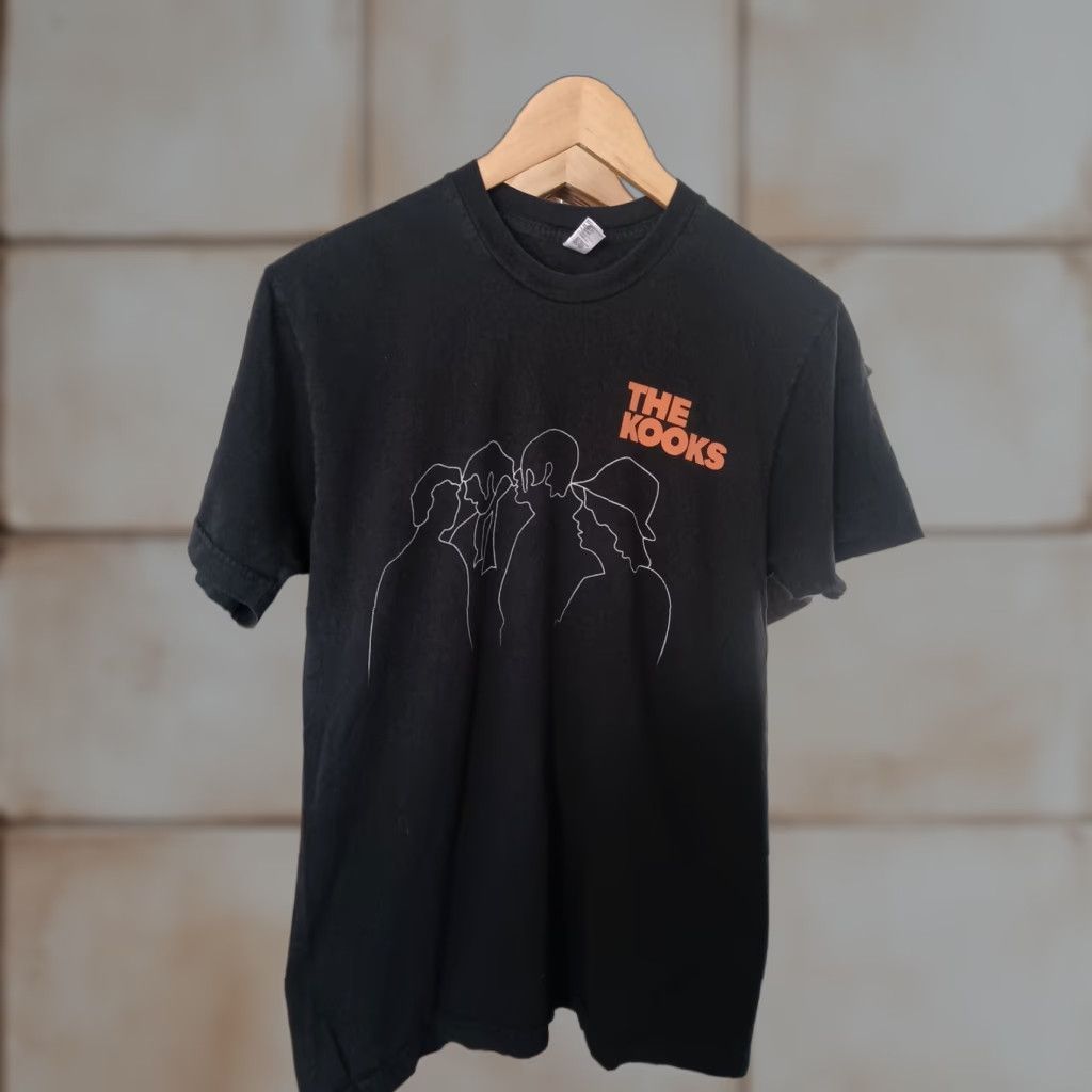 American Apparel VTG American Apparel The Kooks Band Tour T-shirt M Black Men Shirt Short Sleeve USA Size US M / EU 48-50 / 2 - 1 Thumbnail