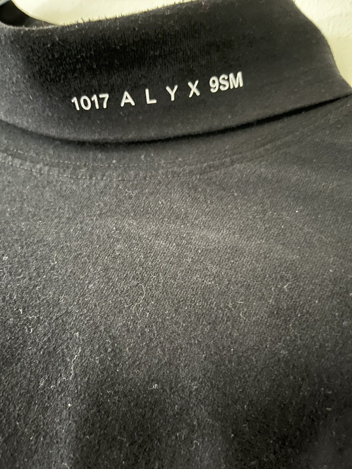 1017 ALYX 9SM 1017 ALYX 9SM Long Sleeve T-Shirt Size US M / EU 48-50 / 2 - 2 Thumbnail