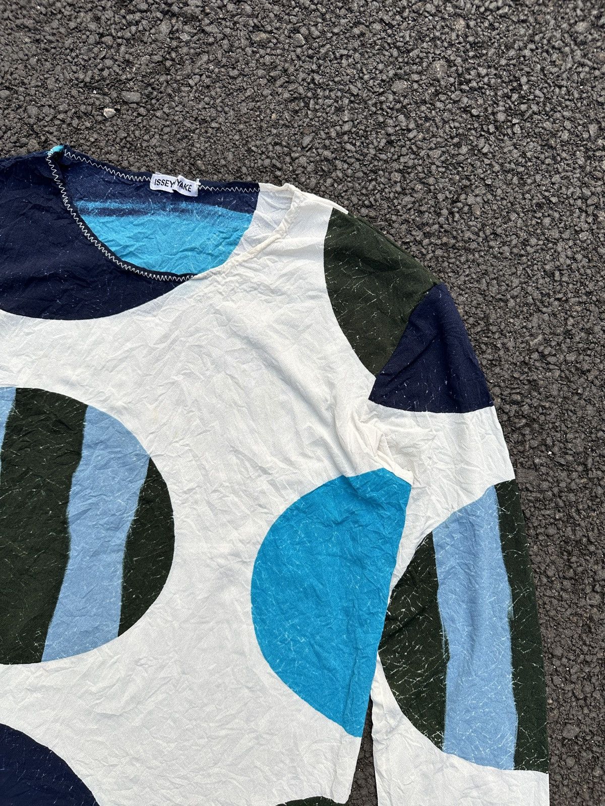 Issey Miyake VINTAGE ISSEY MIYAKE JAPAN MESH WOMEN ABSTRACT CIRCLE MOTIF Size L / US 10 / IT 46 - 5 Thumbnail