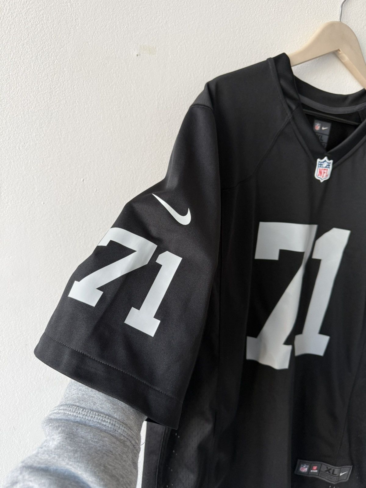 Nike Nike NFL Las Vegas Raiders Watson #71 Game Jersey Size XL Size US XL / EU 56 / 4 - 9 Thumbnail