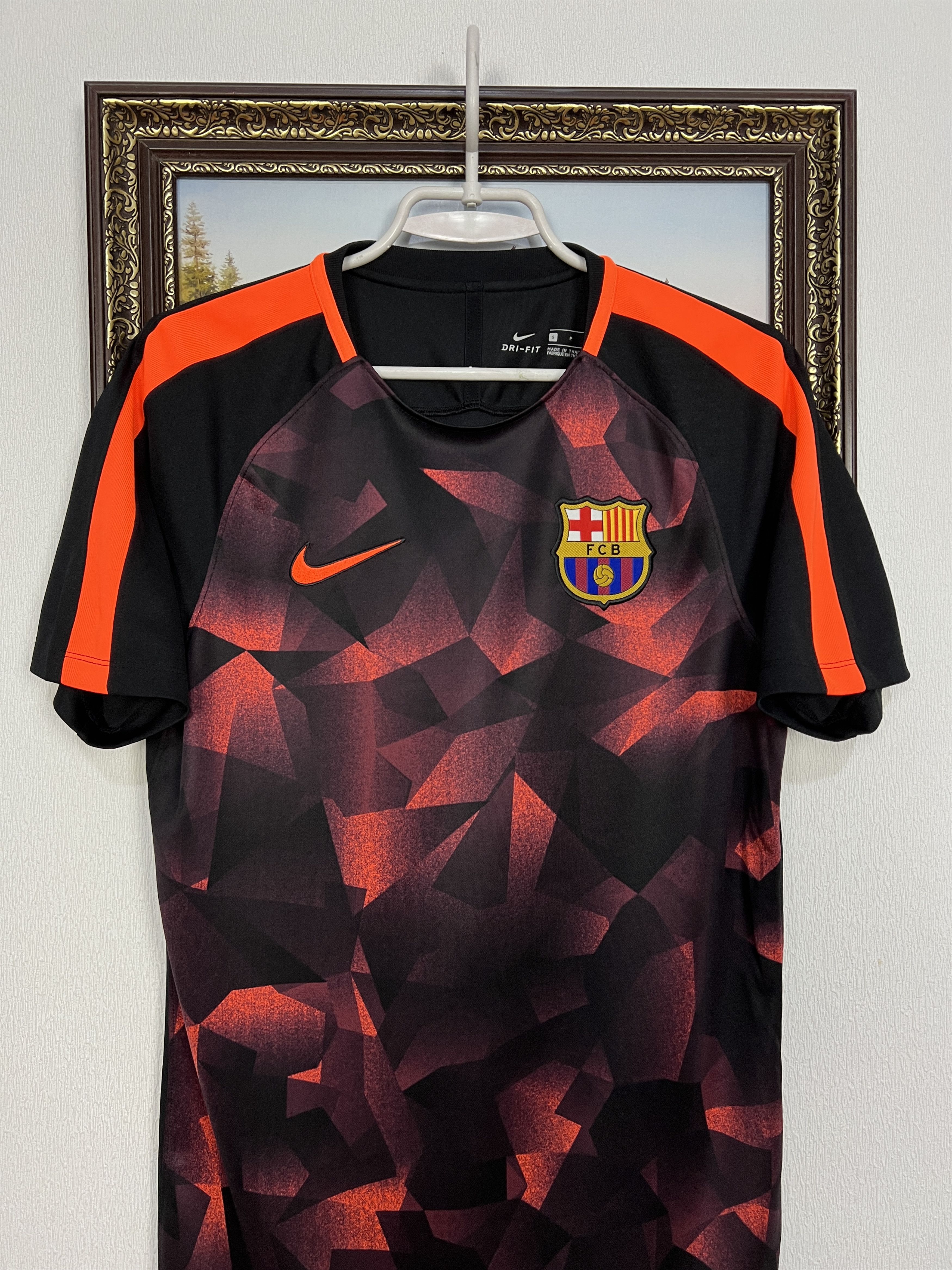 Nike FC Barcelona Football Shirt Soccer Jersey Camiseta Trikot Size US S / EU 44-46 / 1 - 2 Thumbnail
