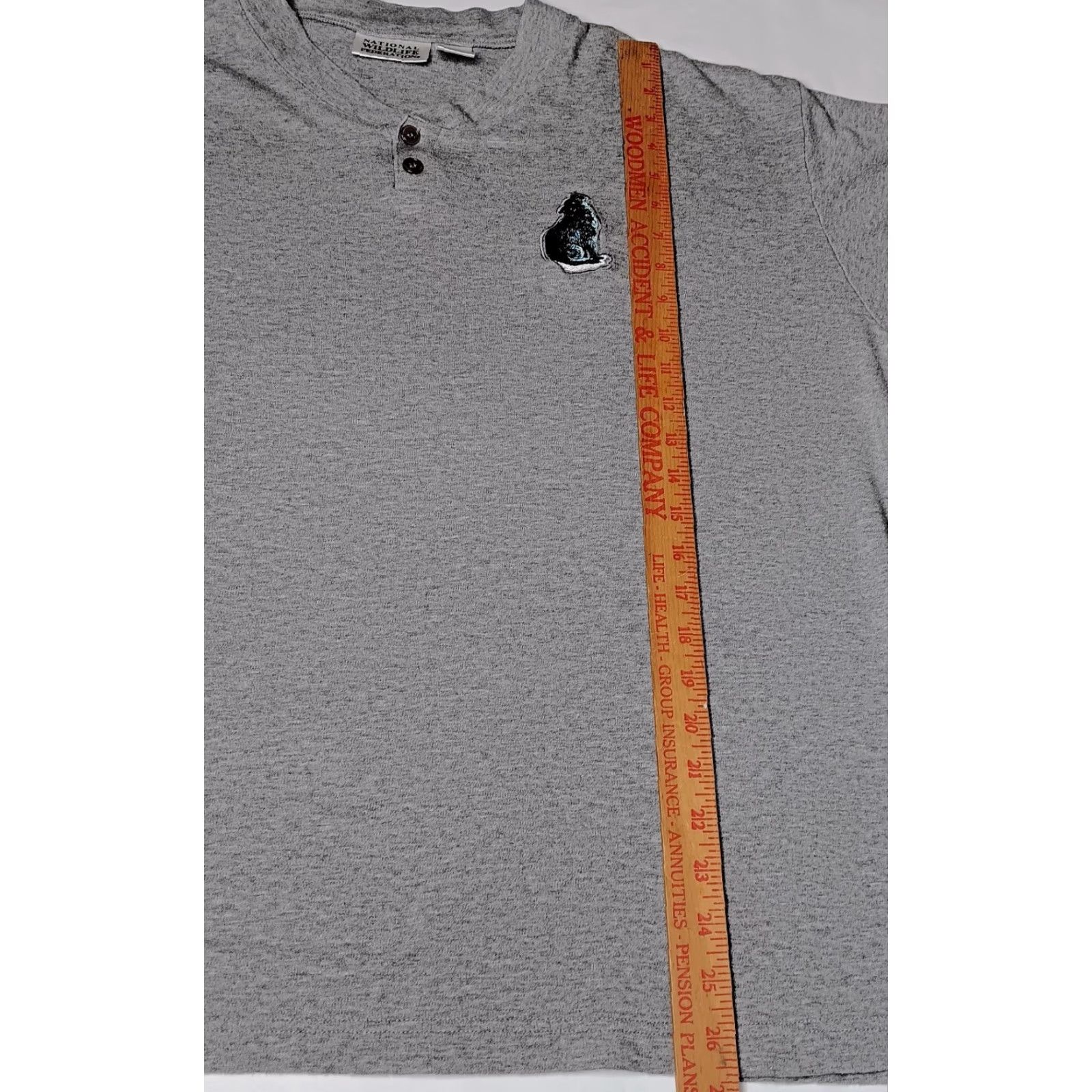 Vintage VINTAGE World Wildlife Federation Shirt Wolf 2XL Henley Gray Casual Nature Womens Size XXL / US 16-18 / IT 52-54 - 6 Thumbnail