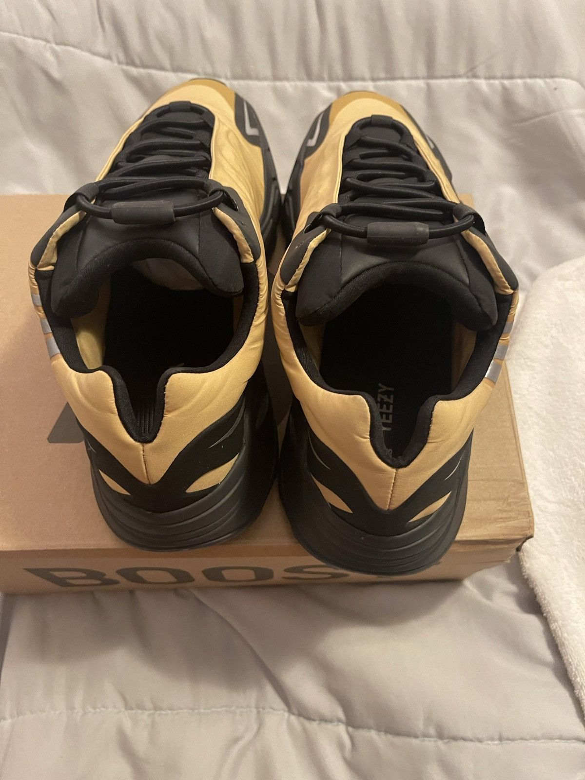 Yeezy Yeezy 380 honey flux Size US 11 / EU 44 - 2 Thumbnail