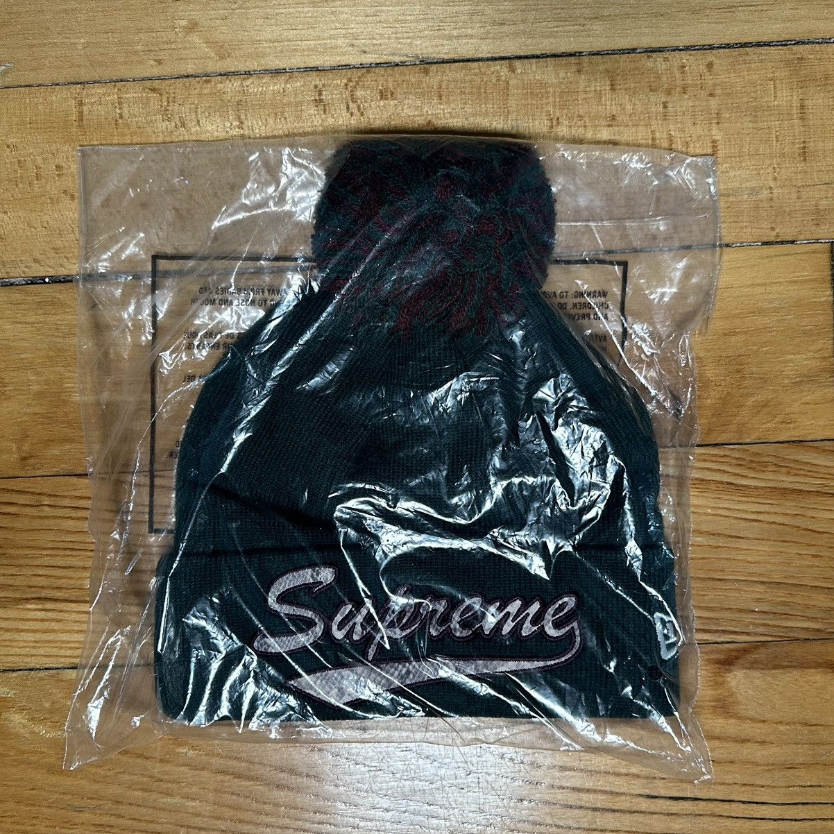 Supreme SUPREME FW17 New Era Snake Script Beanie Size ONE SIZE - 2 Thumbnail
