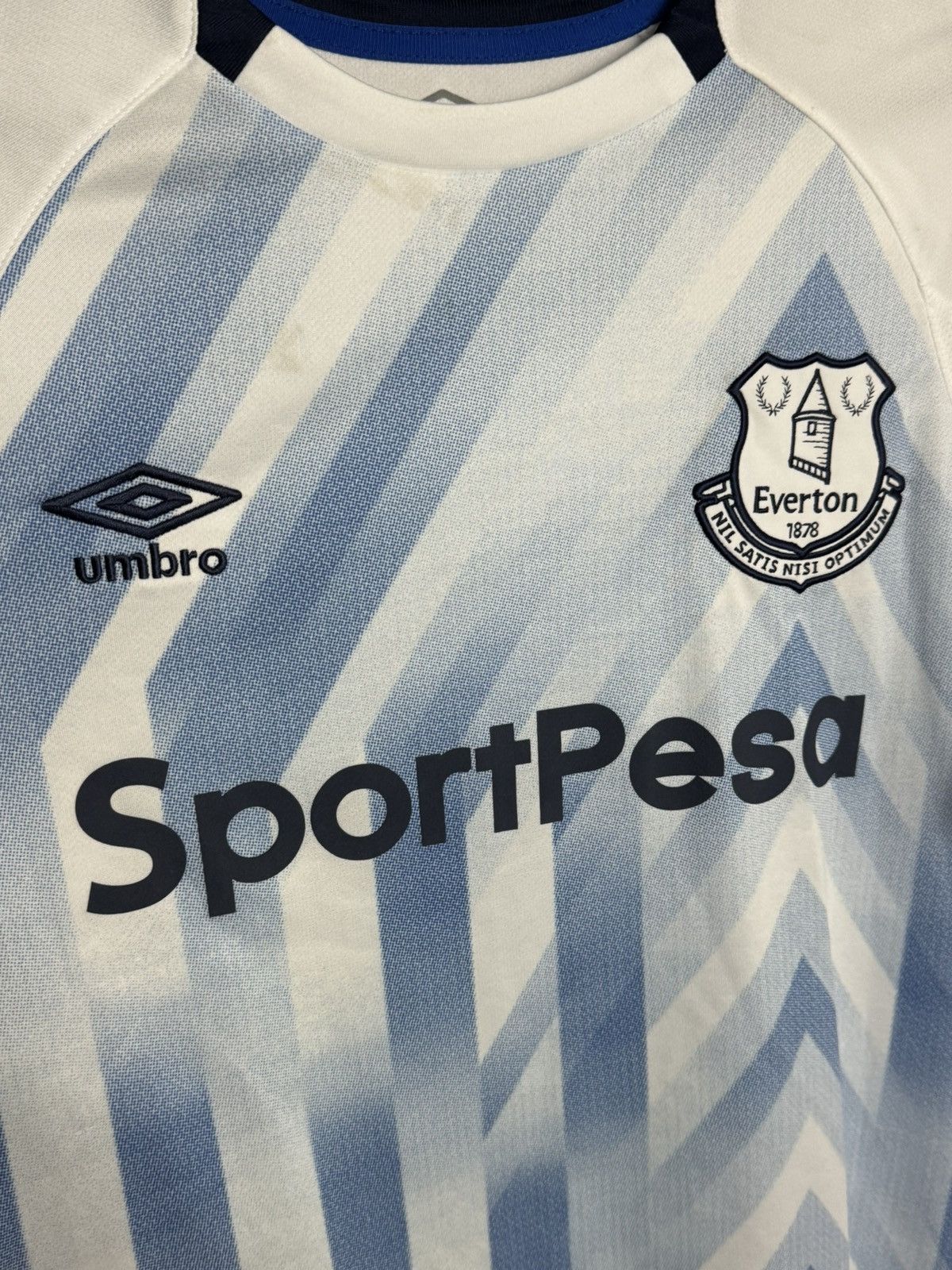 Umbro Everton 18/19 Third Football Jersey Size US S / EU 44-46 / 1 - 3 Thumbnail