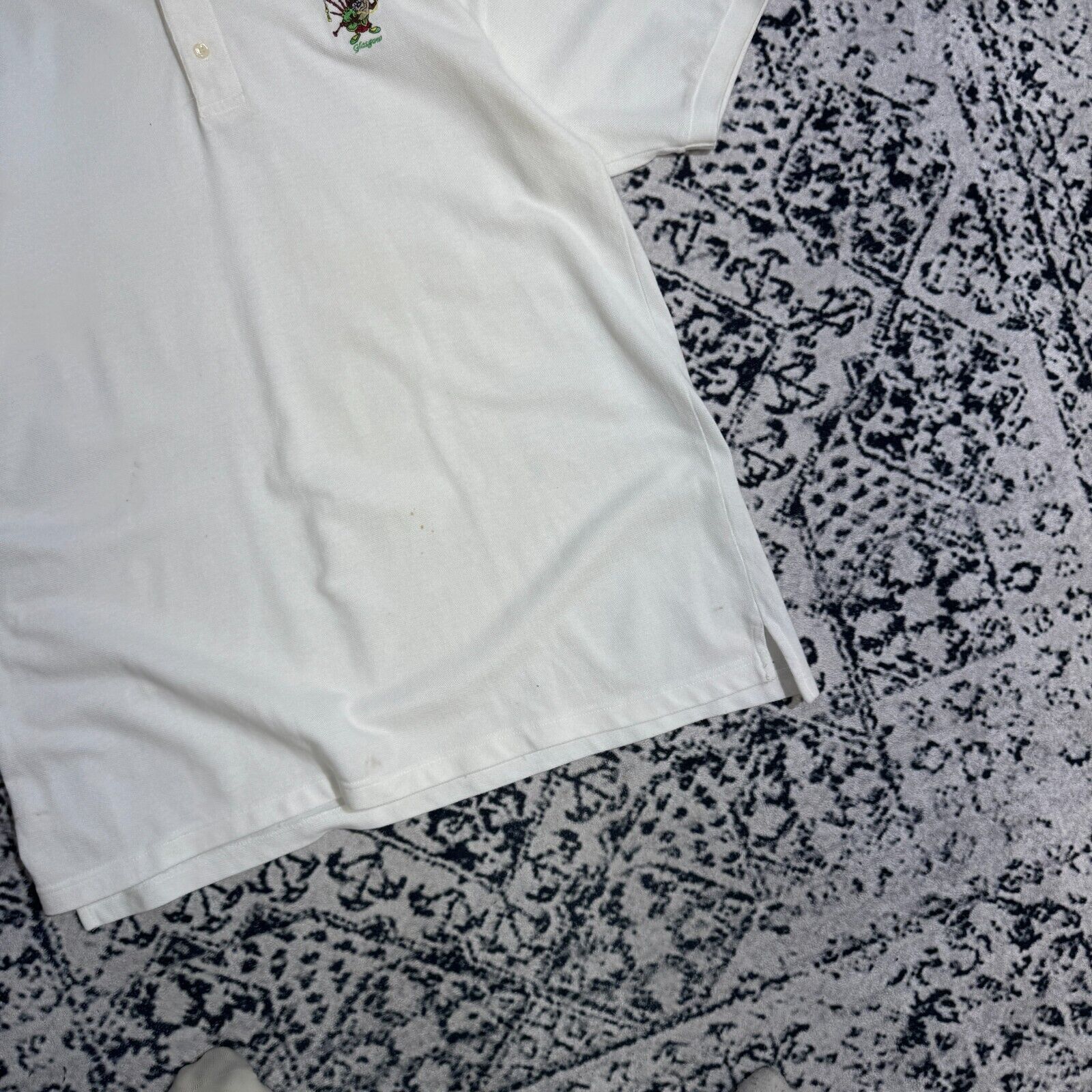 Vintage × Warner Bros Vintage Warner Bros White Cotton Polo Shirt XL Taz Scotland Size US XL / EU 56 / 4 - 3 Thumbnail