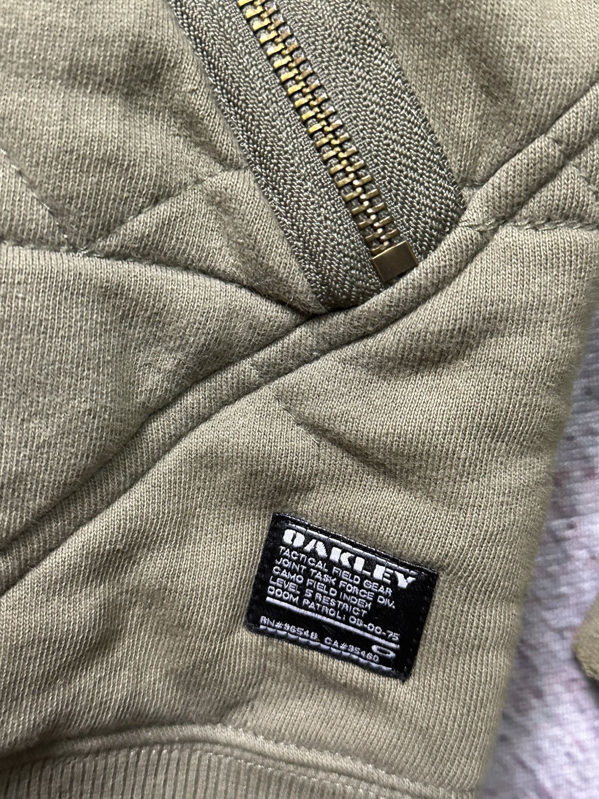 Oakley Oakley Grenade Army Tactical Puffer Jacket Size US L / EU 52-54 / 3 - 7 Thumbnail
