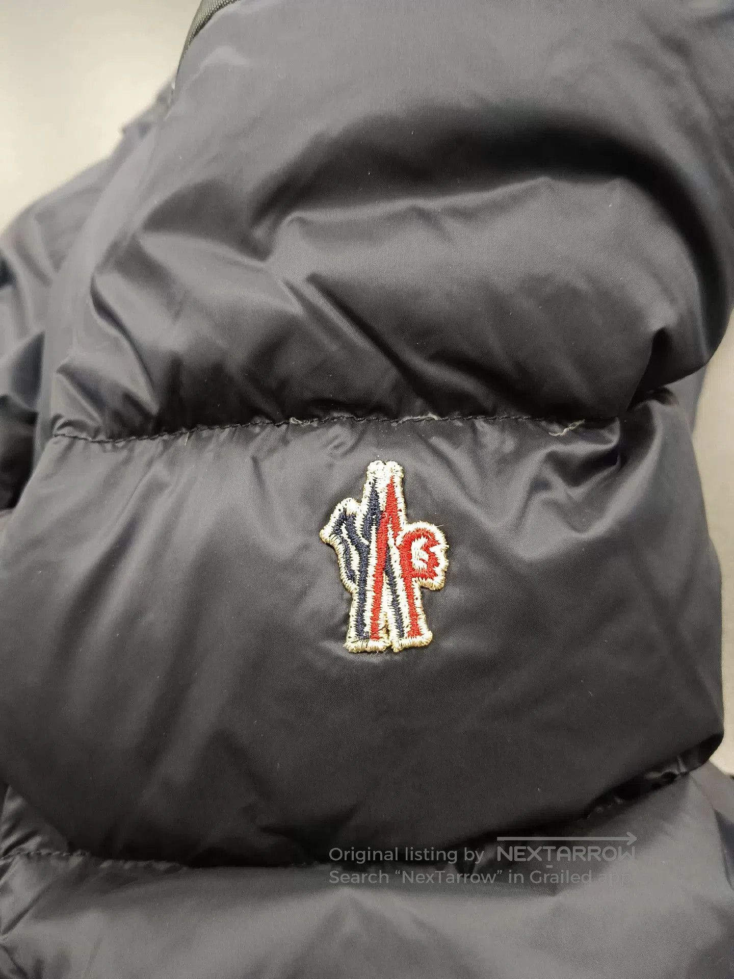 Moncler moncler classic logo hooded down jacket. Size US L / EU 52-54 / 3 - 3 Thumbnail