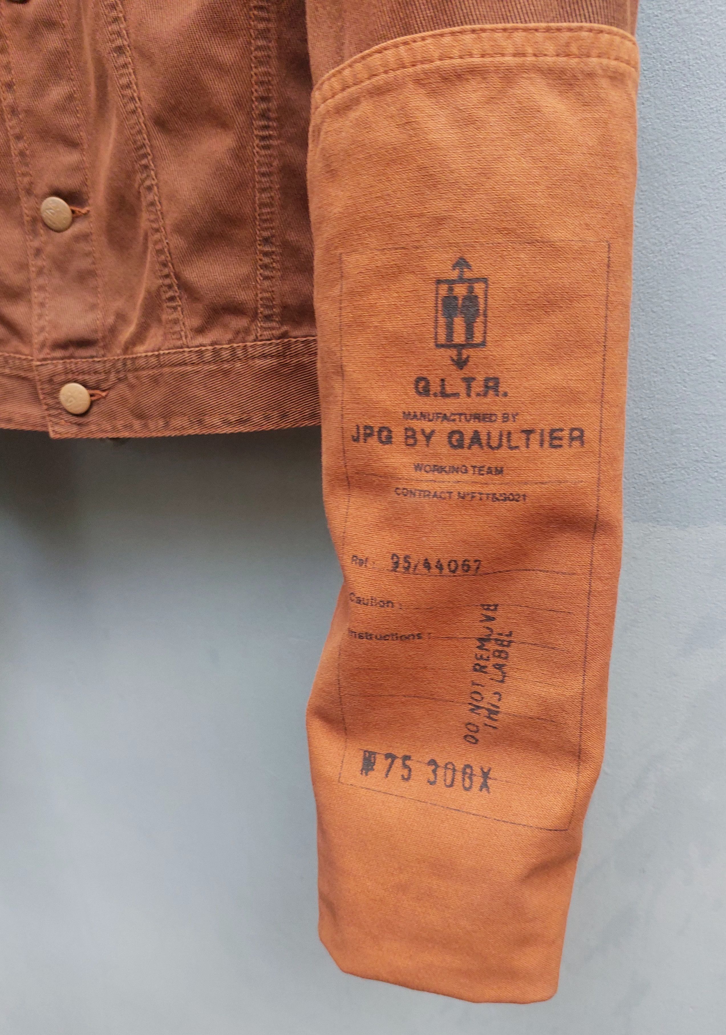 Jean Paul Gaultier Jean Paul Gaultier AW 2002 Cropped Utility Jacket Size US M / EU 48-50 / 2 - 5 Thumbnail