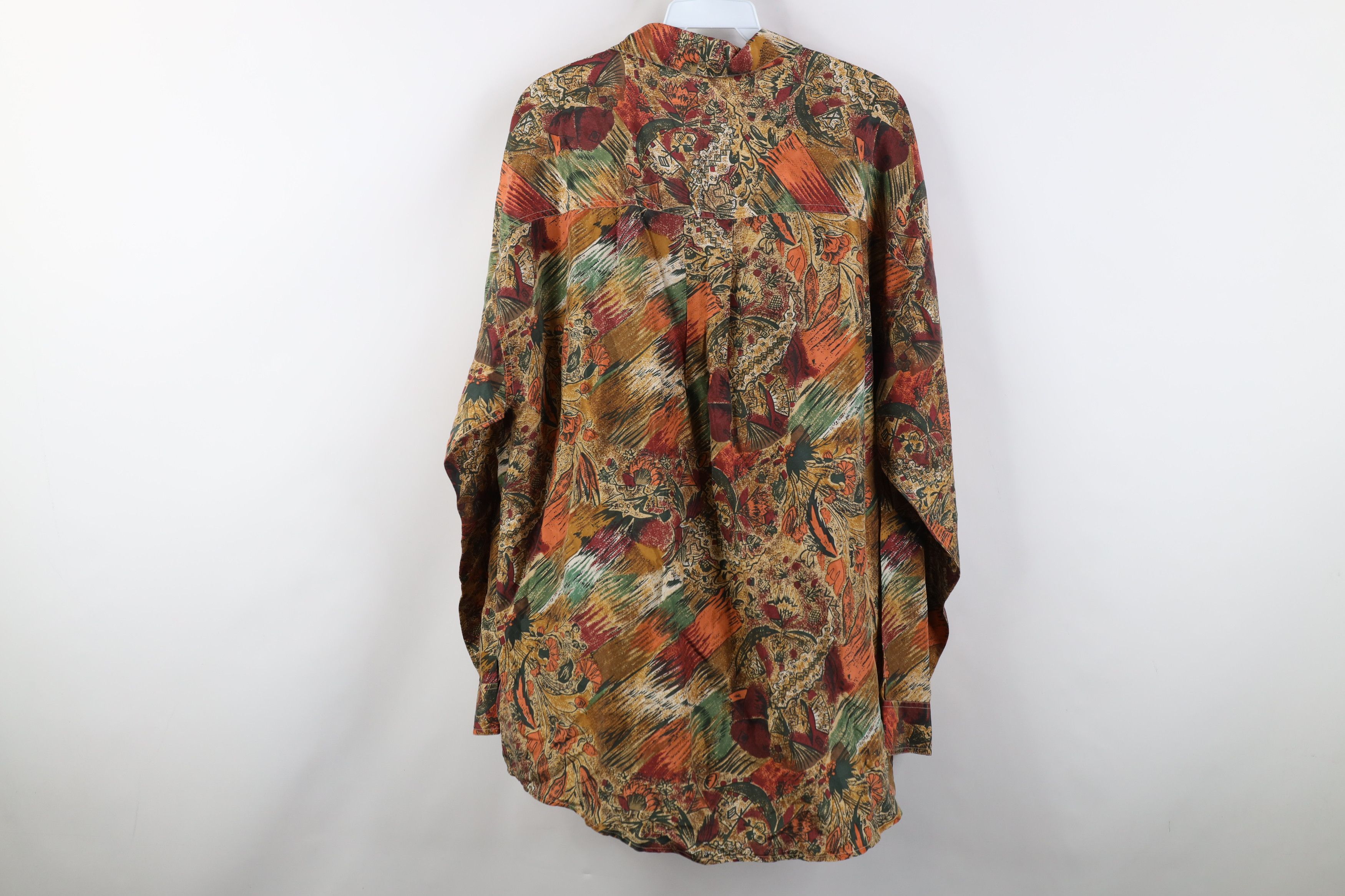 Vintage Vintage 90s Streetwear Silk Baggy Collared Button Shirt Size US L / EU 52-54 / 3 - 10 Thumbnail
