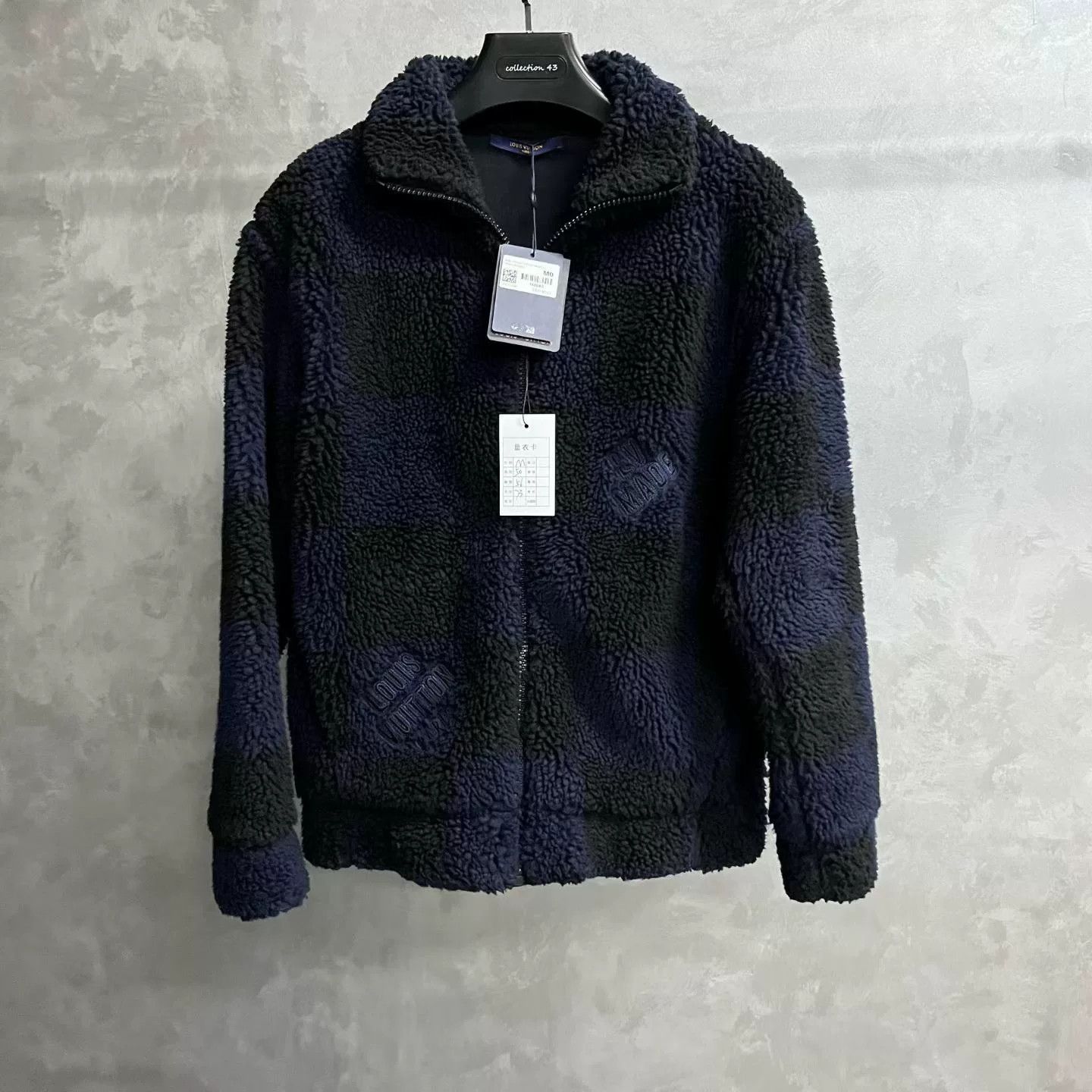 Louis Vuitton Louis Vuitton Checkered Blue Light Jacket m Men Size US M / EU 48-50 / 2 - 1 Thumbnail