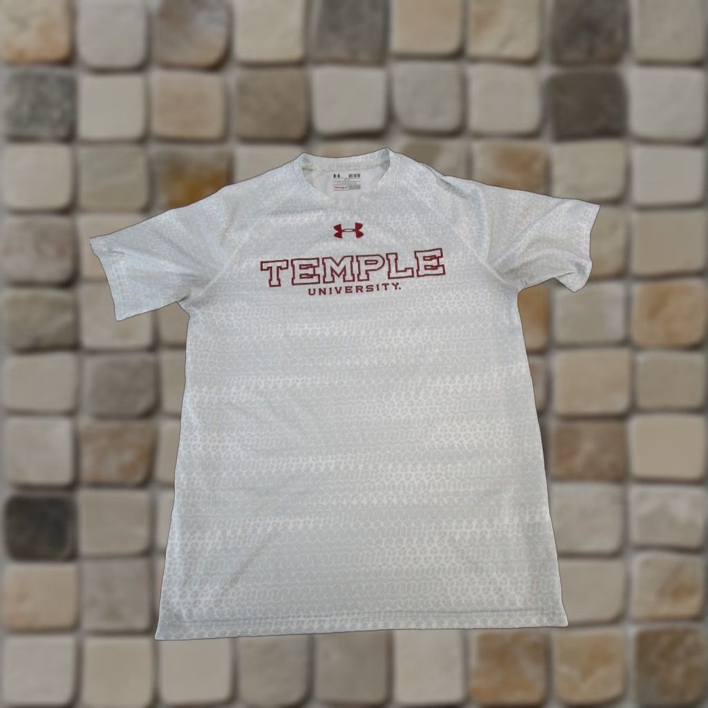 Under Armour VINTAGE Under Armour Shirt Mens Medium White HeatGear Logo Short Sleeve Crew Neck Pullover Activewear Cross Training 90s Mens Size US M / EU 48-50 / 2 - 1 Thumbnail
