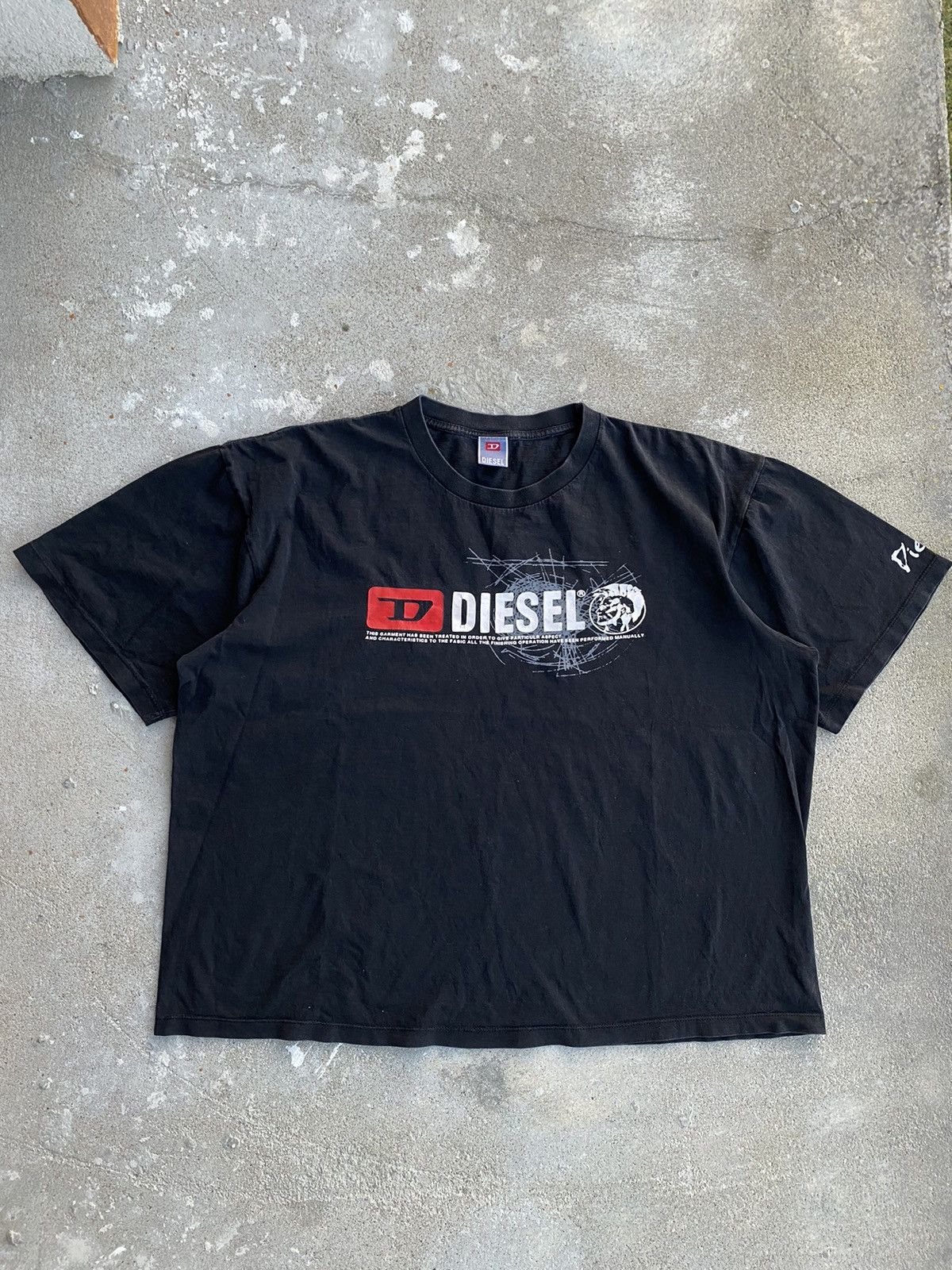 Diesel × Vintage Vintage Diesel Cropped Boxy T-shirt Size US XL / EU 56 / 4 - 1 Thumbnail