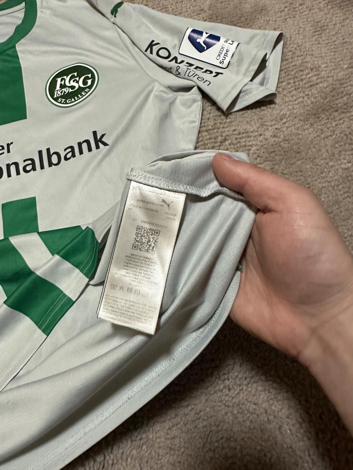 Puma #19 Moller Puma St.Gallen 2023/2024 Football Shirt Jersey XL Size US XL / EU 56 / 4 - 6 Thumbnail