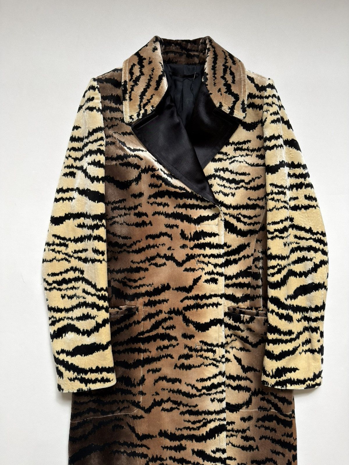 Haider Ackermann Tiger Stripe Velvet Overcoat Size S / US 4 / IT 40 - 2 Thumbnail