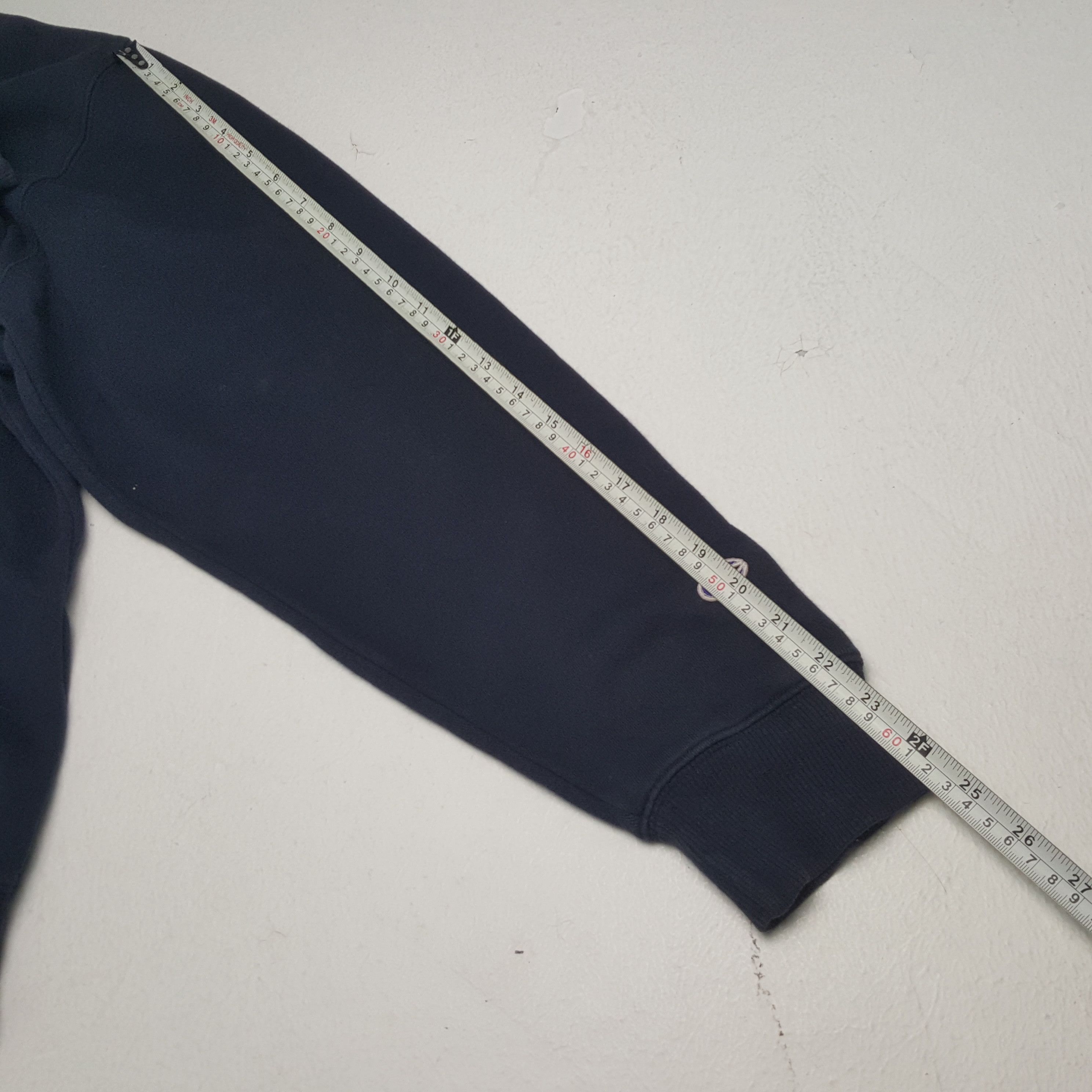Champion × Vintage CHAMPION Small Logo Design Streetwear Sweatshirt Size US L / EU 52-54 / 3 - 5 Thumbnail