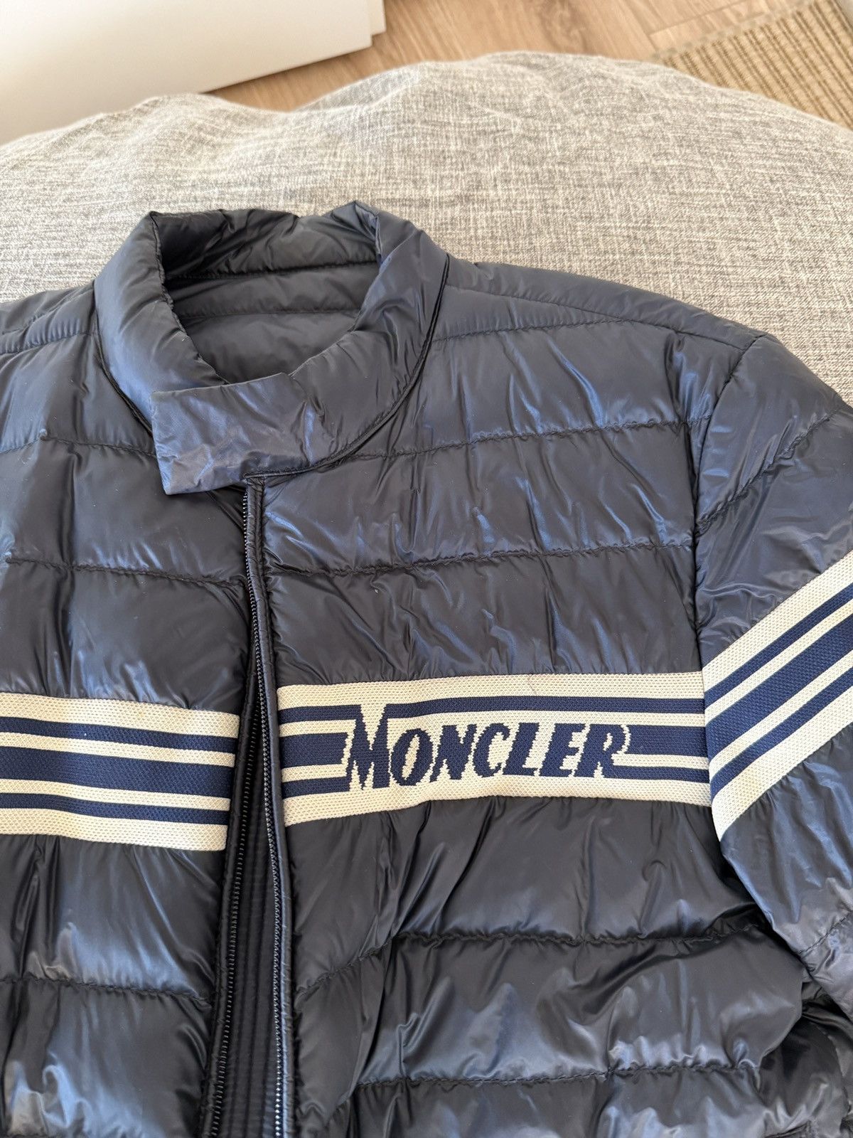 Moncler MONCLER LIGHT WEIGHT FEATHER PUFFER JACKET Size US M / EU 48-50 / 2 - 2 Thumbnail
