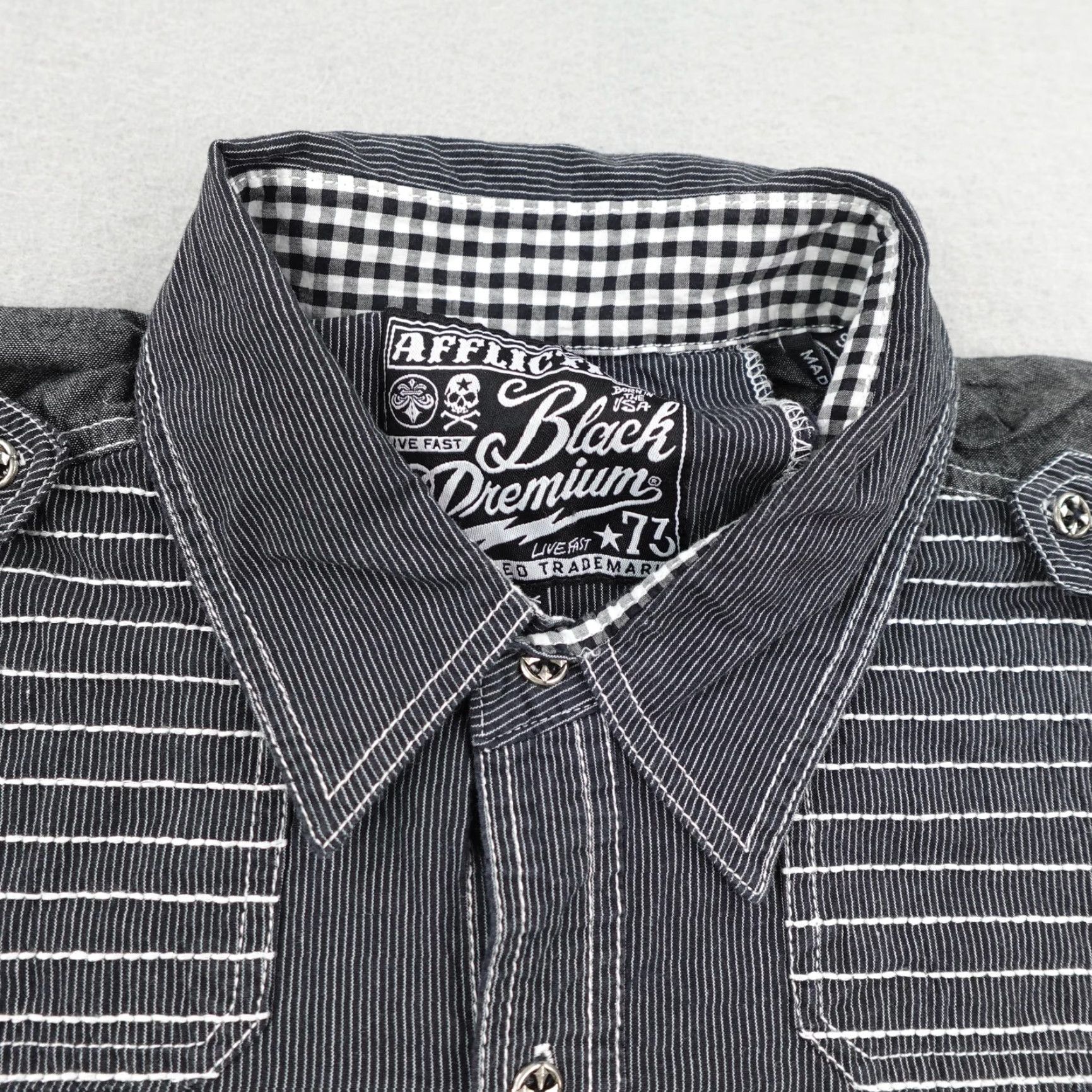 Affliction VINTAGE Affliction Button-Up Shirt Mens XL Gray Striped Premium Casual Travel Outdoor Y2K Size US XL / EU 56 / 4 - 2 Thumbnail