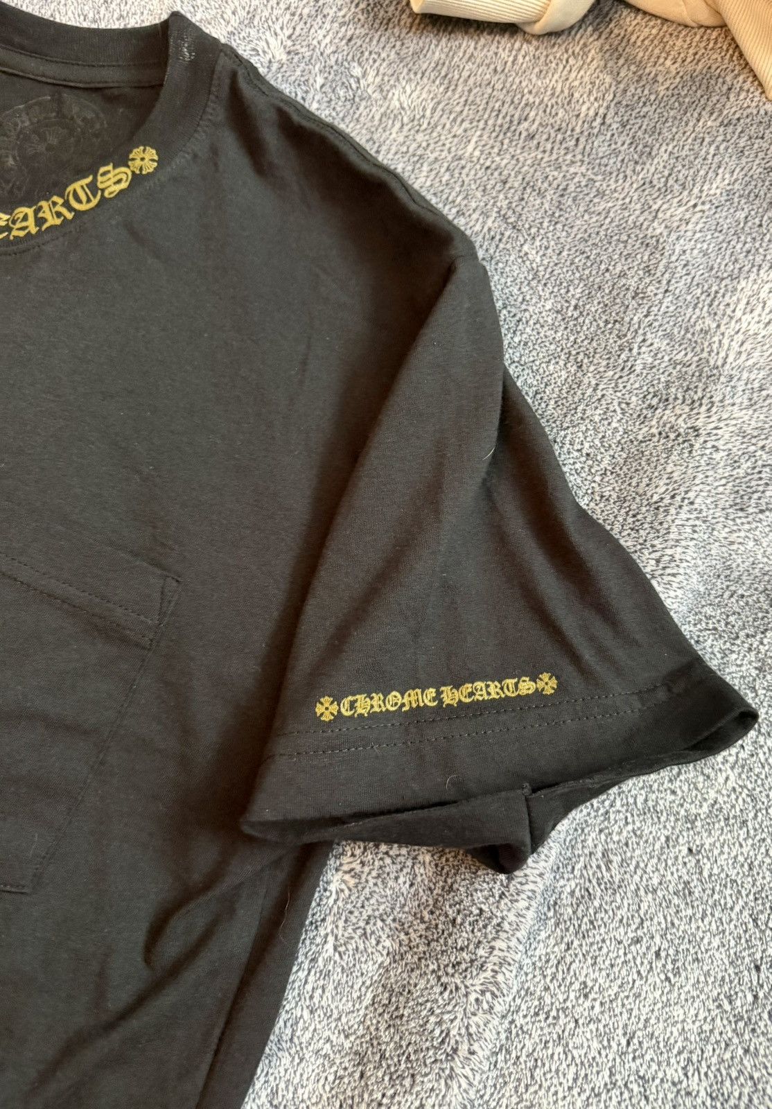 Chrome Hearts Chrome Hearts Neck Logo SS Pocket Crewneck Tee Black Size M Size US M / EU 48-50 / 2 - 5 Thumbnail