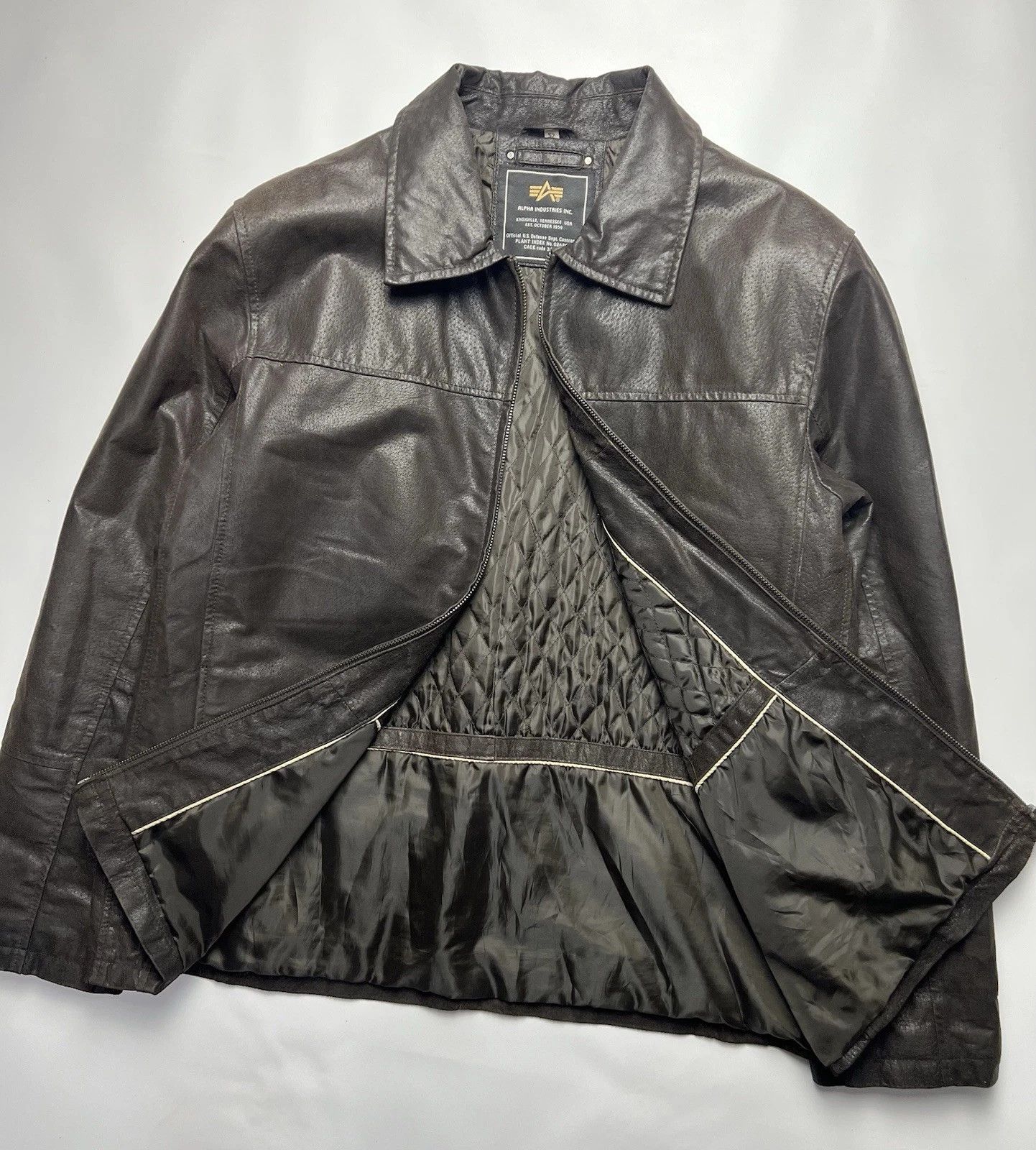 Alpha Industries Alpha Industries Vintage 90's Men's Brown Leather Zip Jacket Size US L / EU 52-54 / 3 - 5 Thumbnail