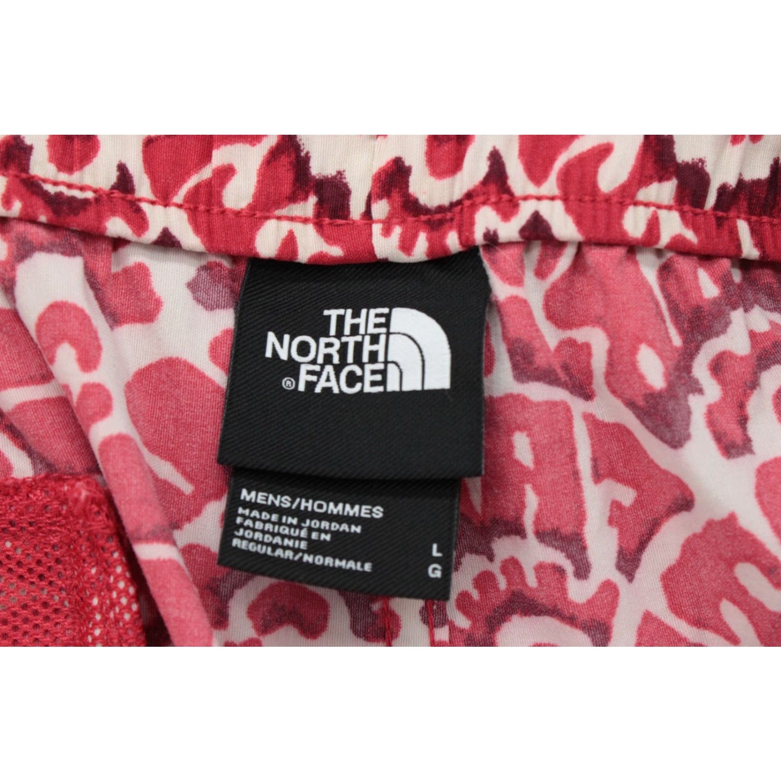 The North Face VINTAGE The North Face Shorts Men L Red Floral Pattern 6.5” Preppy Drawstring Elastic Waist Pockets Mens Size US 33 - 5 Thumbnail