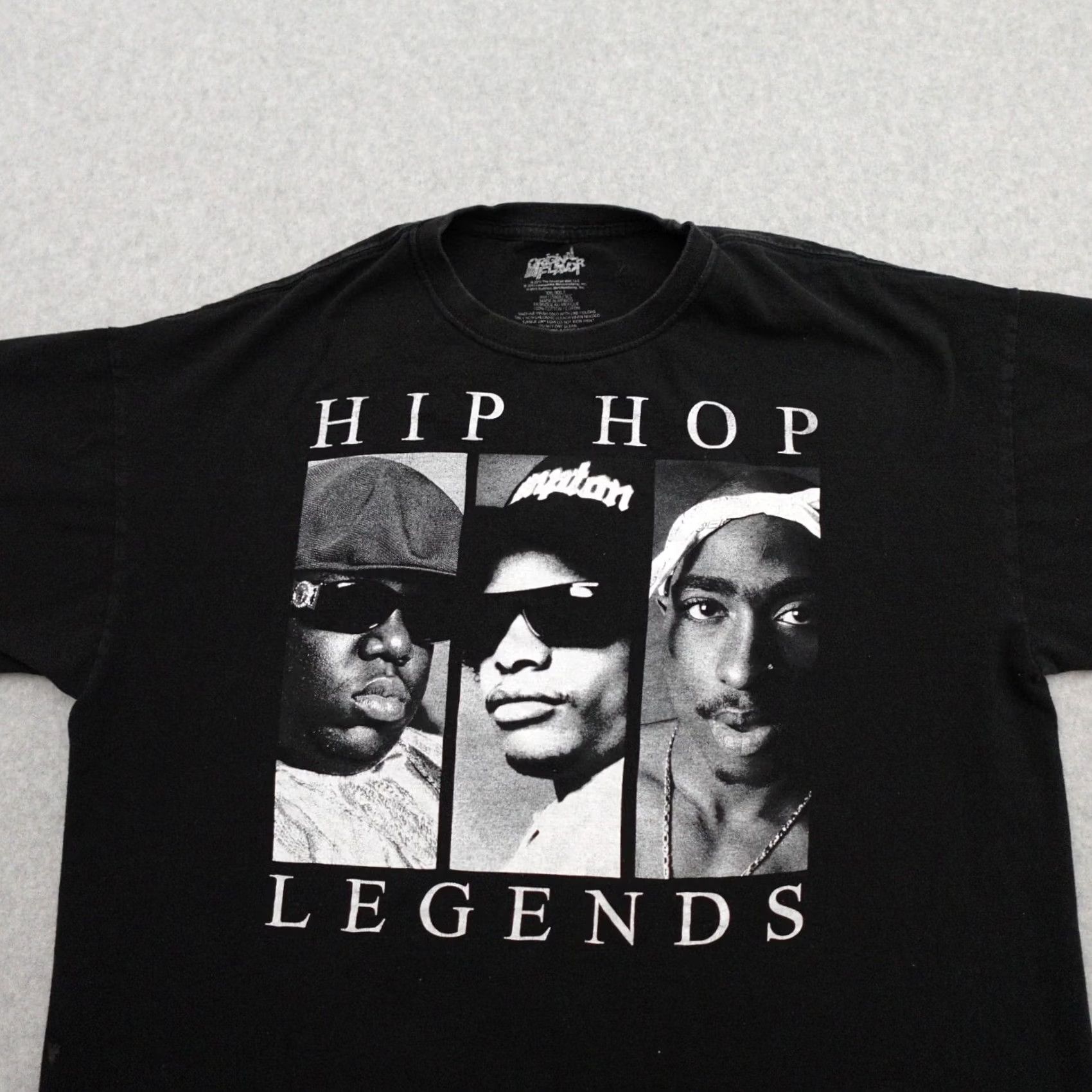 Vintage Hip-Hop Legends Shirt Adult 2XL 2Pac Eazy-E Biggie 90s Music Rap Tee 29x25 Size US XXL / EU 58 / 5 - 6 Thumbnail